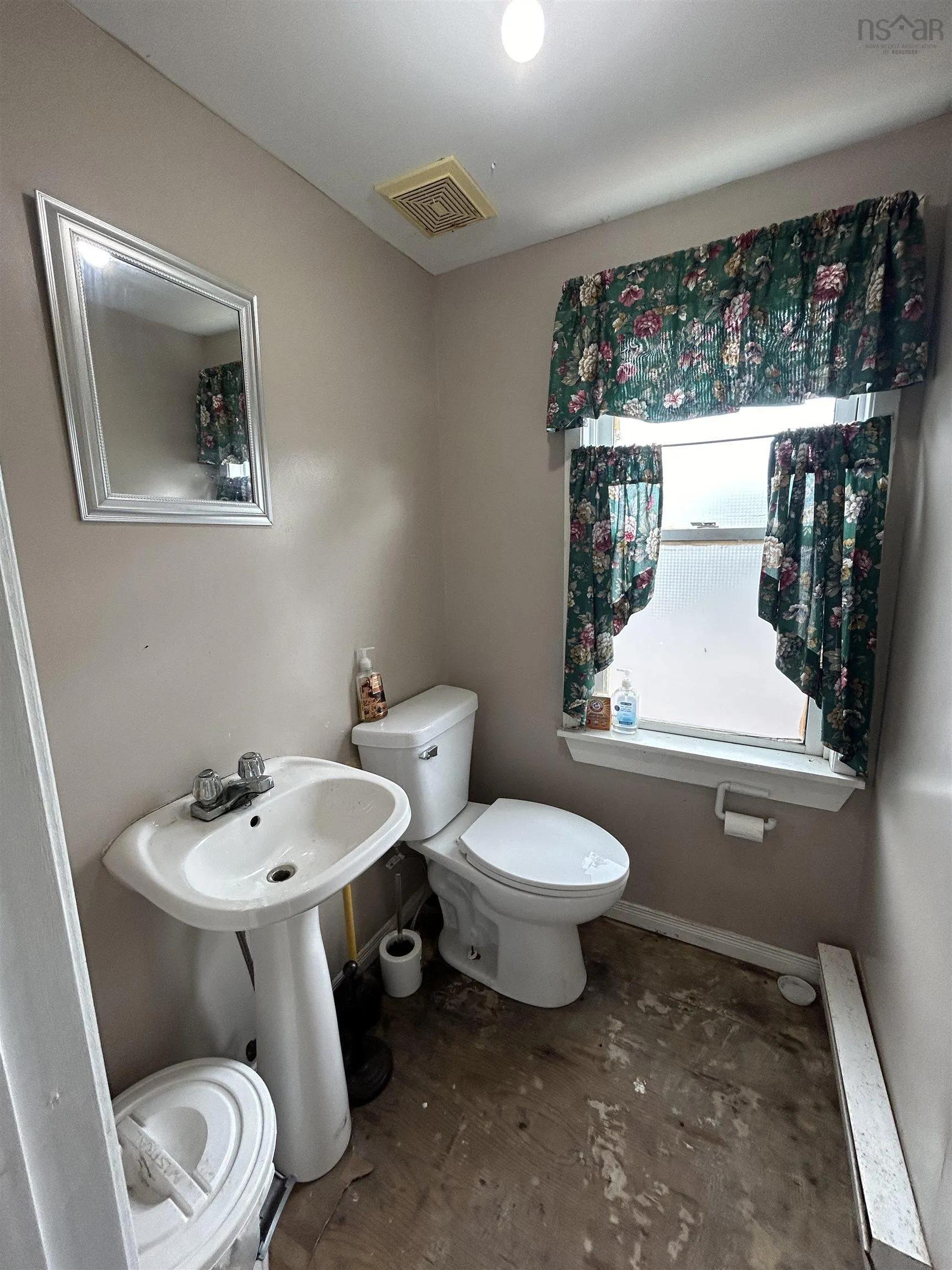 10213 Durham Street, Pugwash, NS B0K 1L0, ,Commercial Sale,For Sale,Durham,202521017