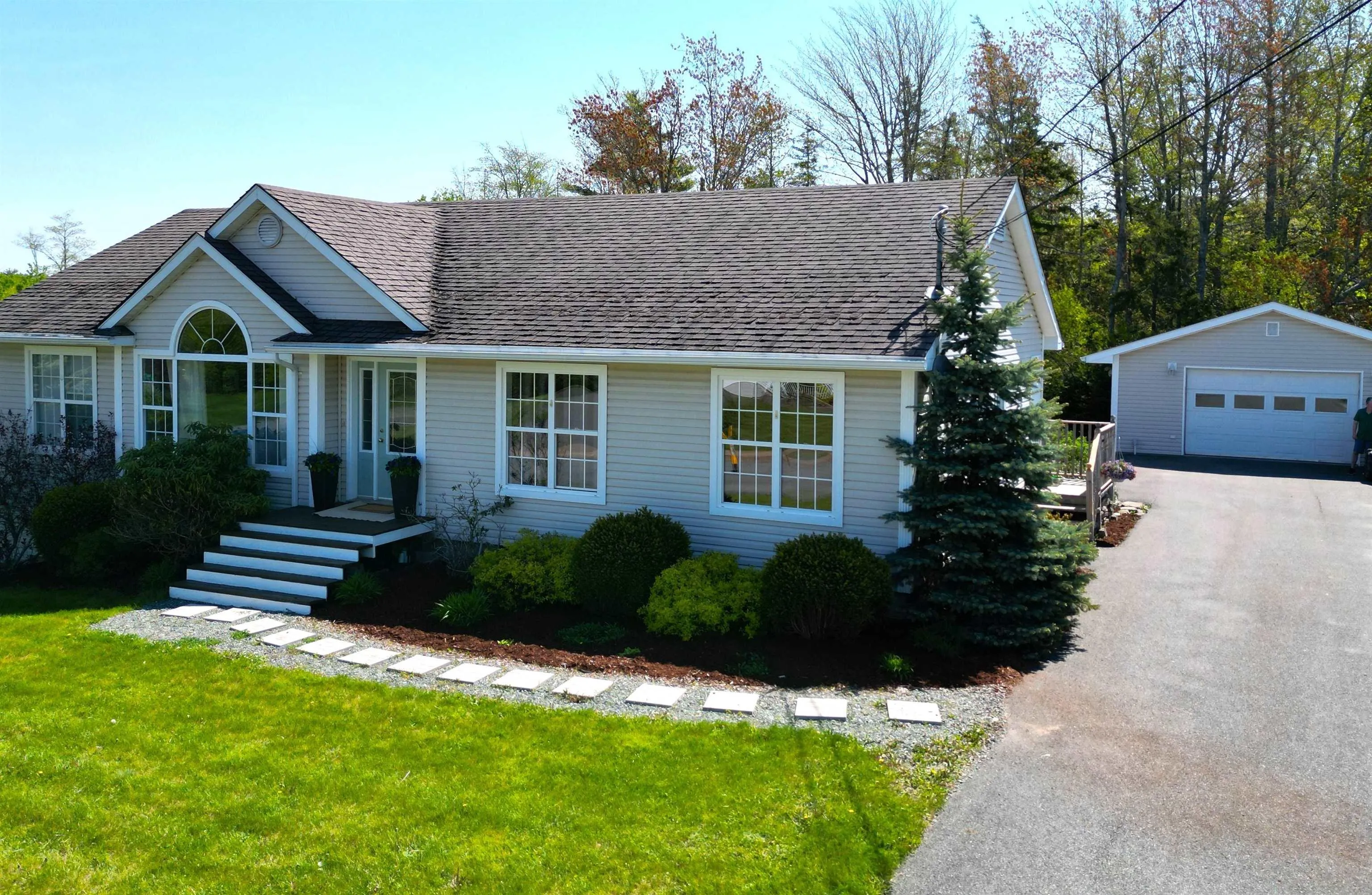 2049 Angell Street, Westville, NS B0K 2A0, 3 Bedrooms Bedrooms, ,3 BathroomsBathrooms,Residential,For Sale,Angell,202513679