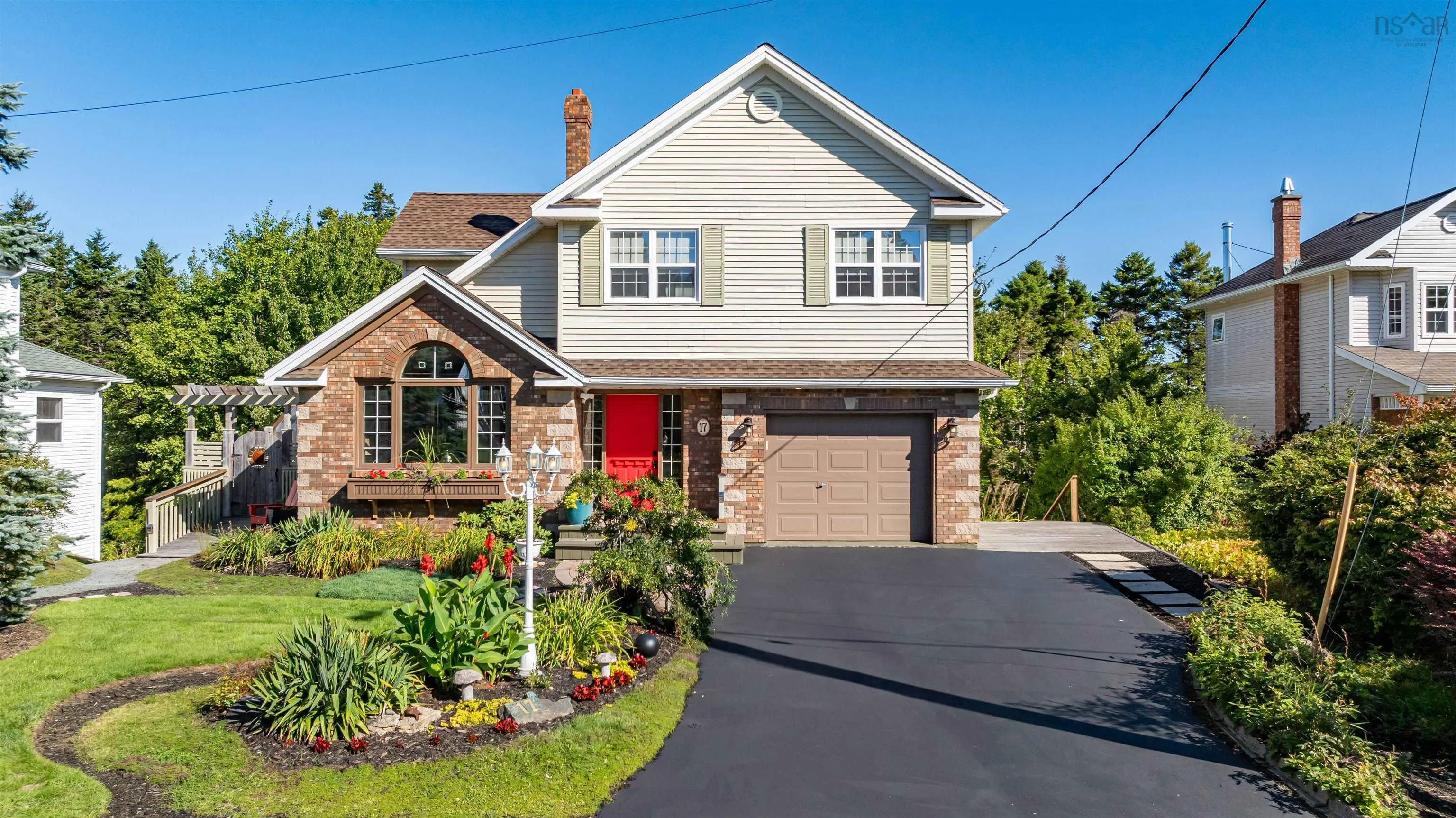 17 Oakley Avenue, Halifax, NS B3M 3G6, 6 Bedrooms Bedrooms, ,4 BathroomsBathrooms,Residential,For Sale,Oakley,202522937