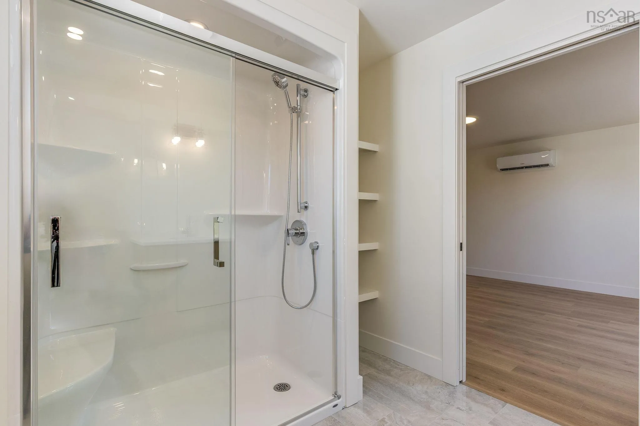 38-45 Pearlgarden Close, Dartmouth, NS B2X 0C3, 3 Bedrooms Bedrooms, ,4 BathroomsBathrooms,Residential,For Sale,Pearlgarden,202523596