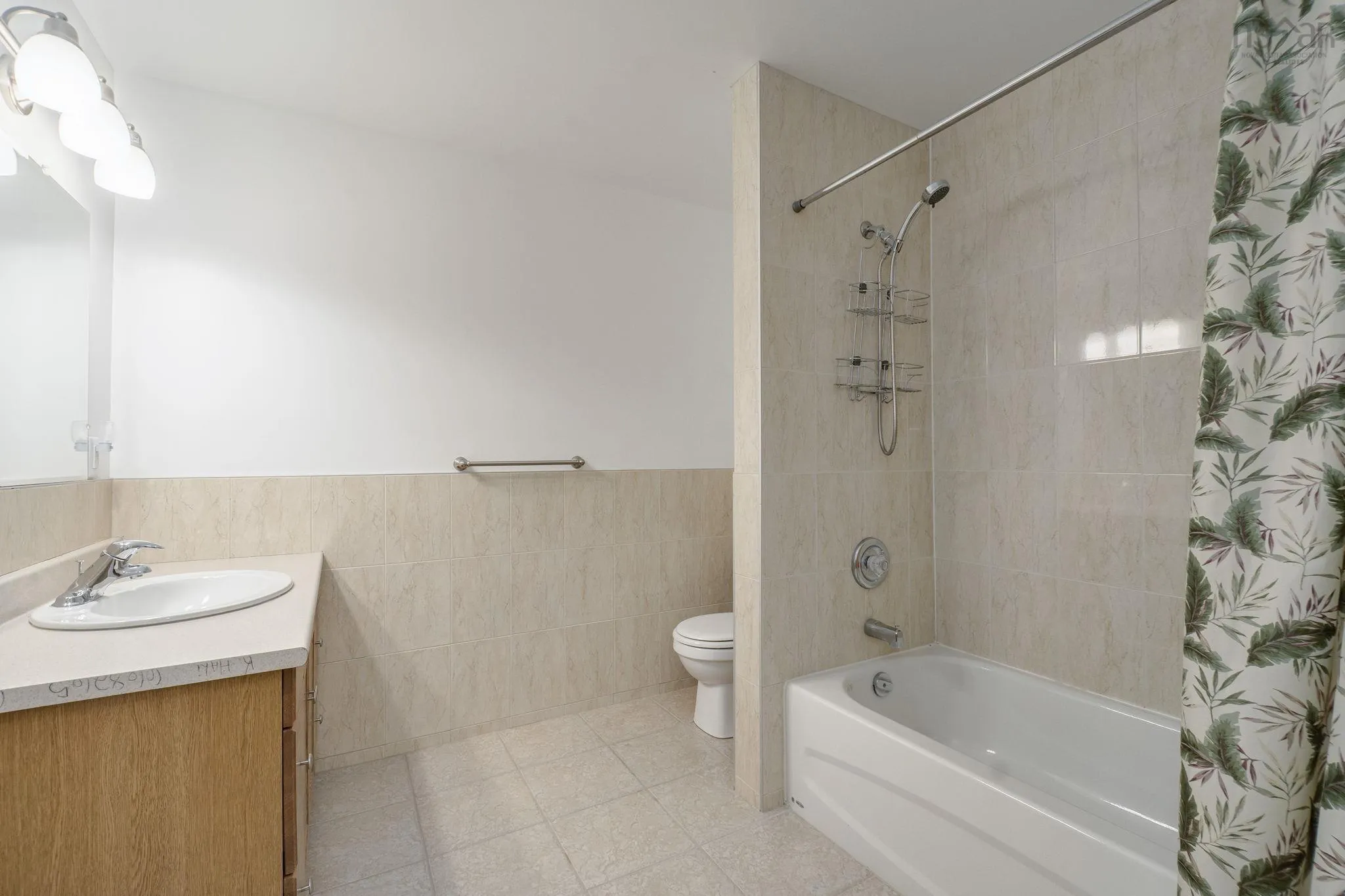 152 Roxbury Crescent, Halifax, NS B3M 4T1, 4 Bedrooms Bedrooms, ,3 BathroomsBathrooms,Residential,For Sale,Roxbury,202521887