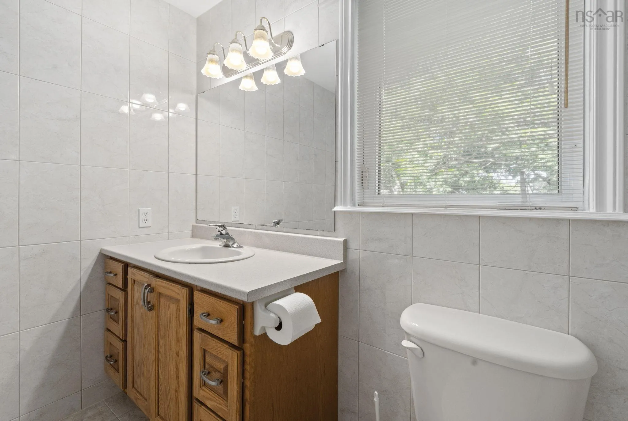 152 Roxbury Crescent, Halifax, NS B3M 4T1, 4 Bedrooms Bedrooms, ,3 BathroomsBathrooms,Residential,For Sale,Roxbury,202521887