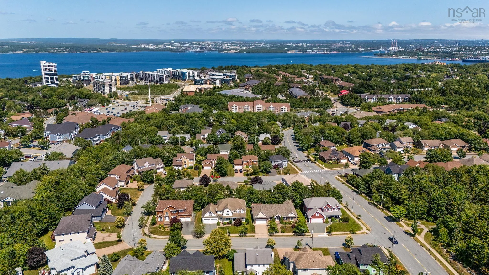 152 Roxbury Crescent, Halifax, NS B3M 4T1, 4 Bedrooms Bedrooms, ,3 BathroomsBathrooms,Residential,For Sale,Roxbury,202521887