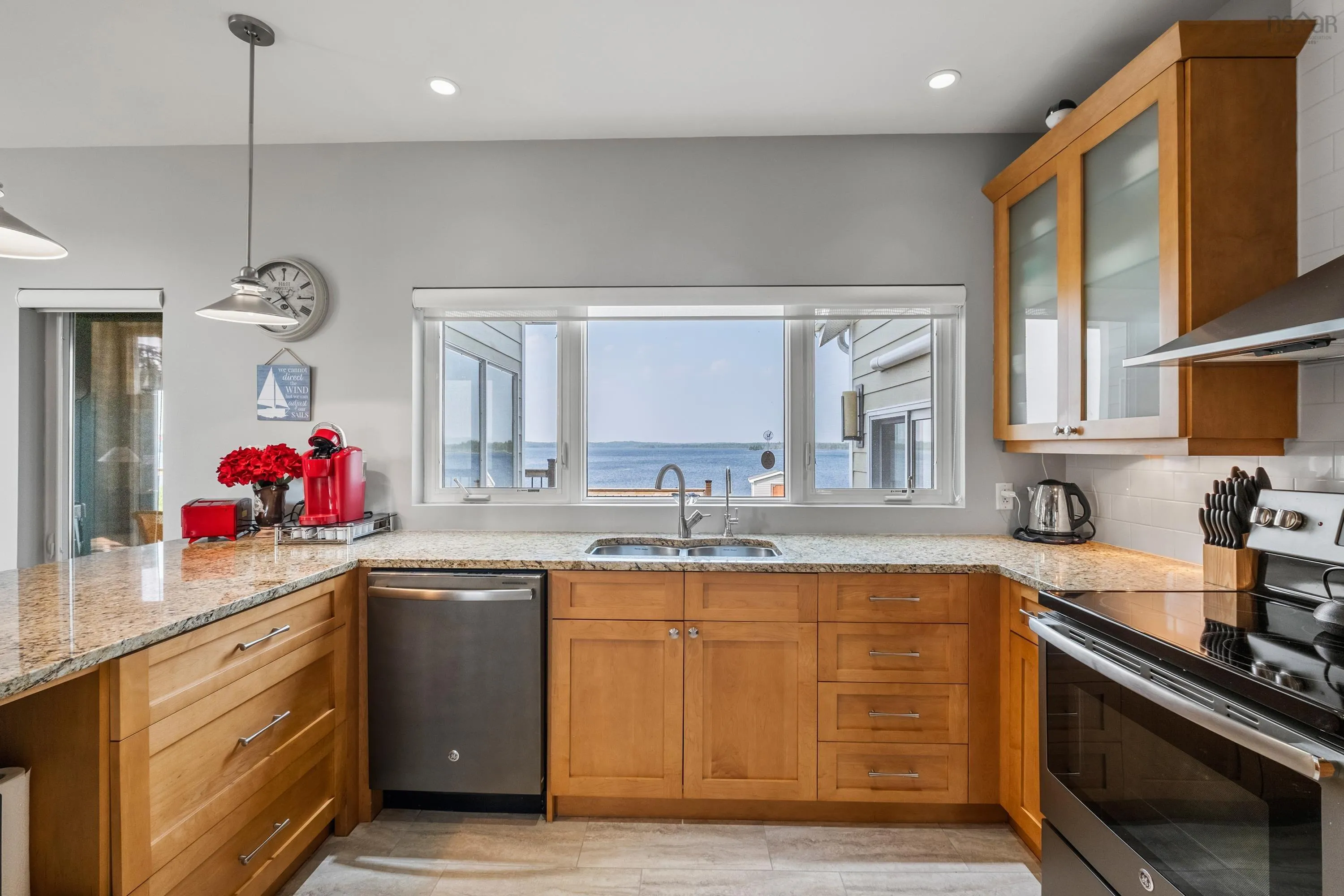 89 Bastion Avenue, Louisbourg, NS B1C 0A1, 4 Bedrooms Bedrooms, ,4 BathroomsBathrooms,Residential,For Sale,Bastion,202518204