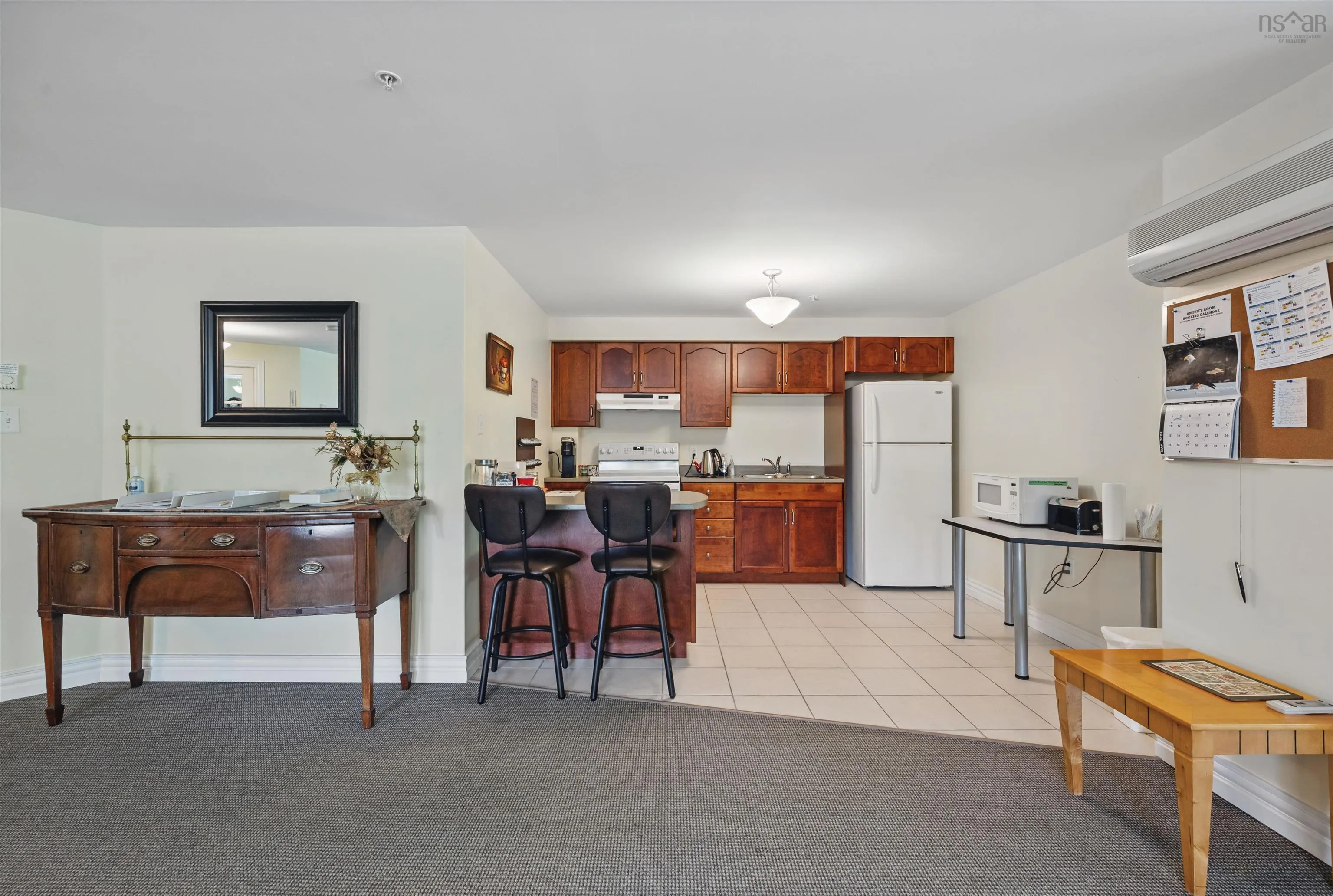305-476 Main Street, Mahone Bay, NS B0J 2E0, 2 Bedrooms Bedrooms, ,2 BathroomsBathrooms,Residential,For Sale,Main,202511952
