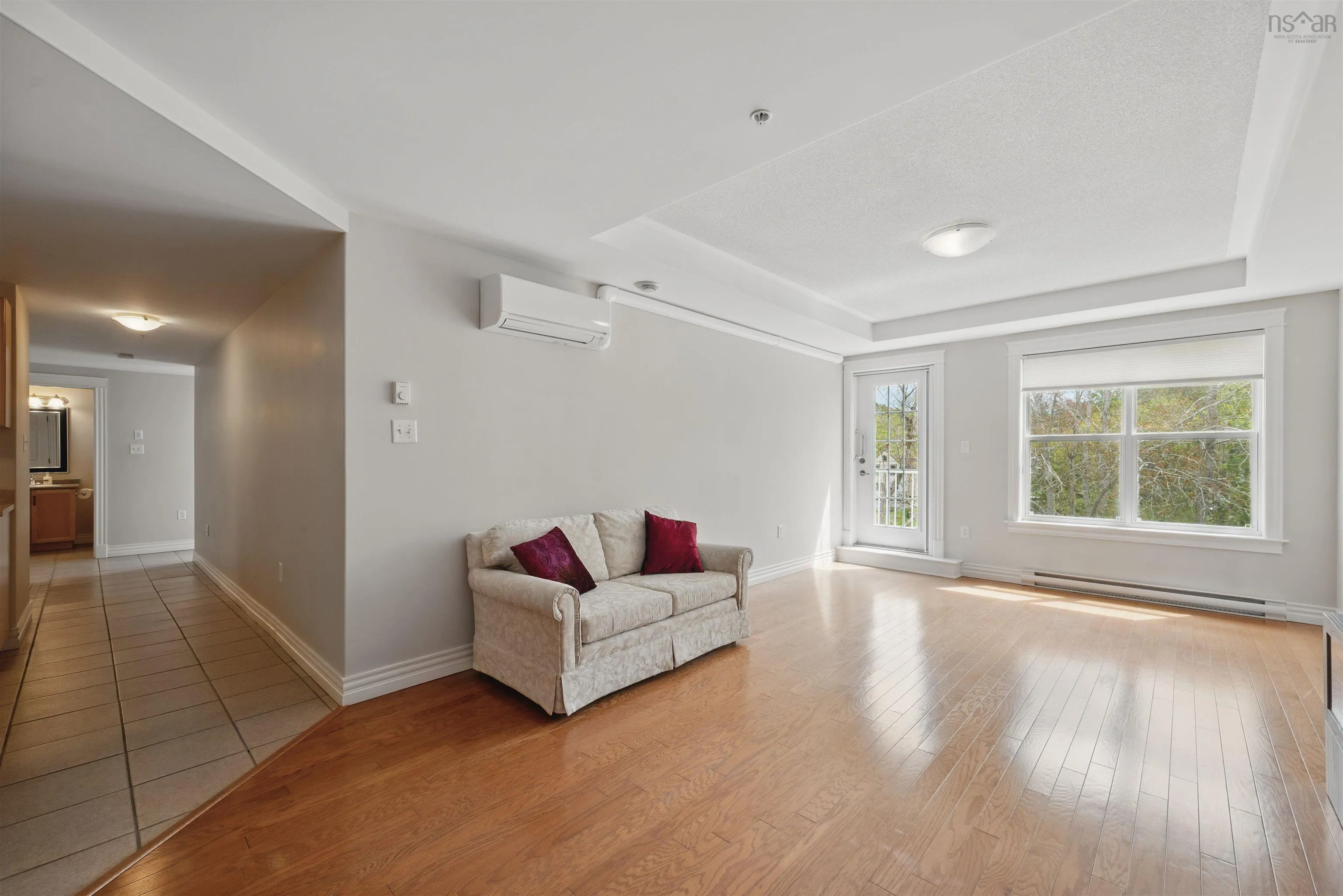 305-476 Main Street, Mahone Bay, NS B0J 2E0, 2 Bedrooms Bedrooms, ,2 BathroomsBathrooms,Residential,For Sale,Main,202511952