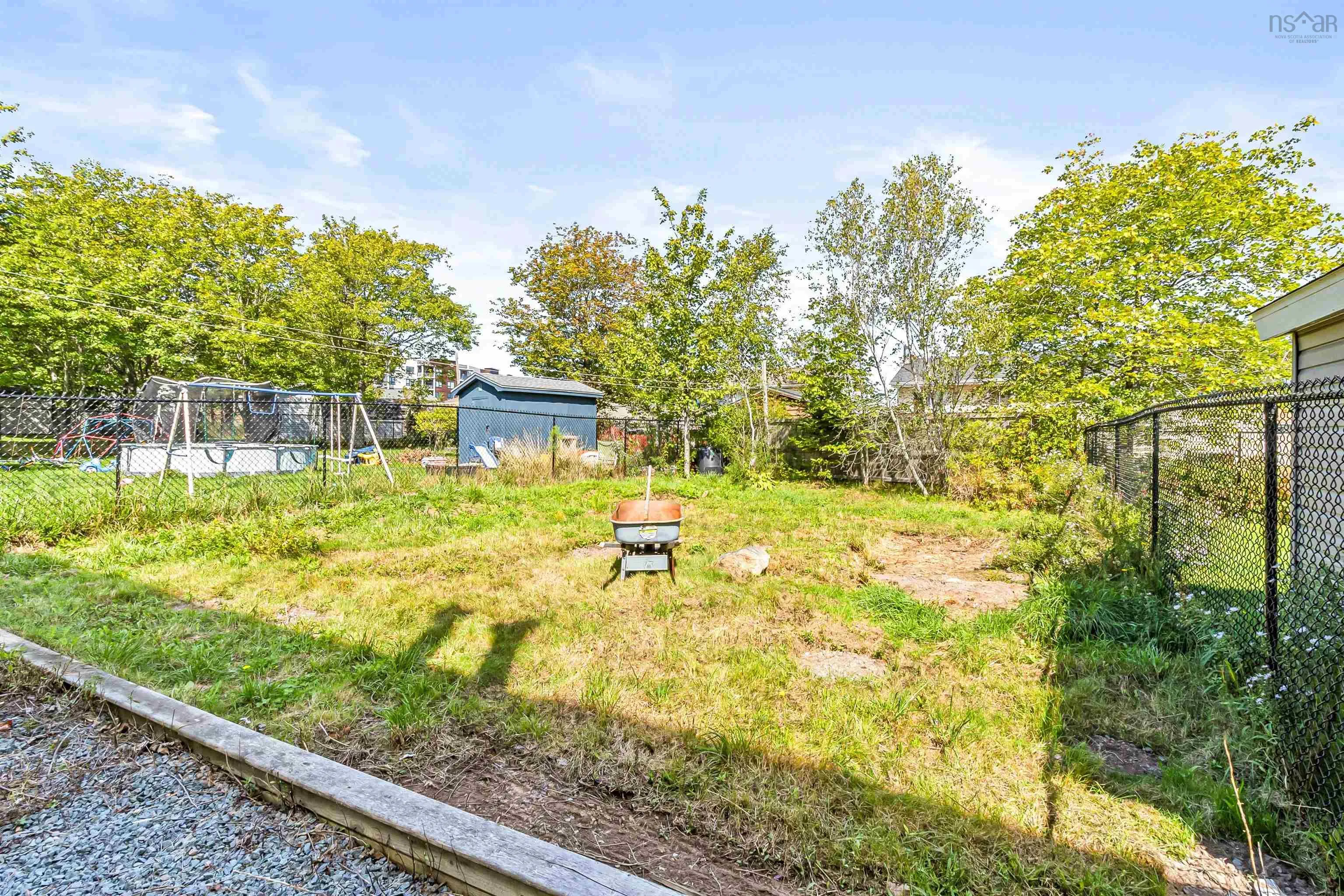 35 Huntingdon Drive, Cole Harbour, NS B2V 1V9, 3 Bedrooms Bedrooms, ,2 BathroomsBathrooms,Residential,For Sale,Huntingdon,202524265