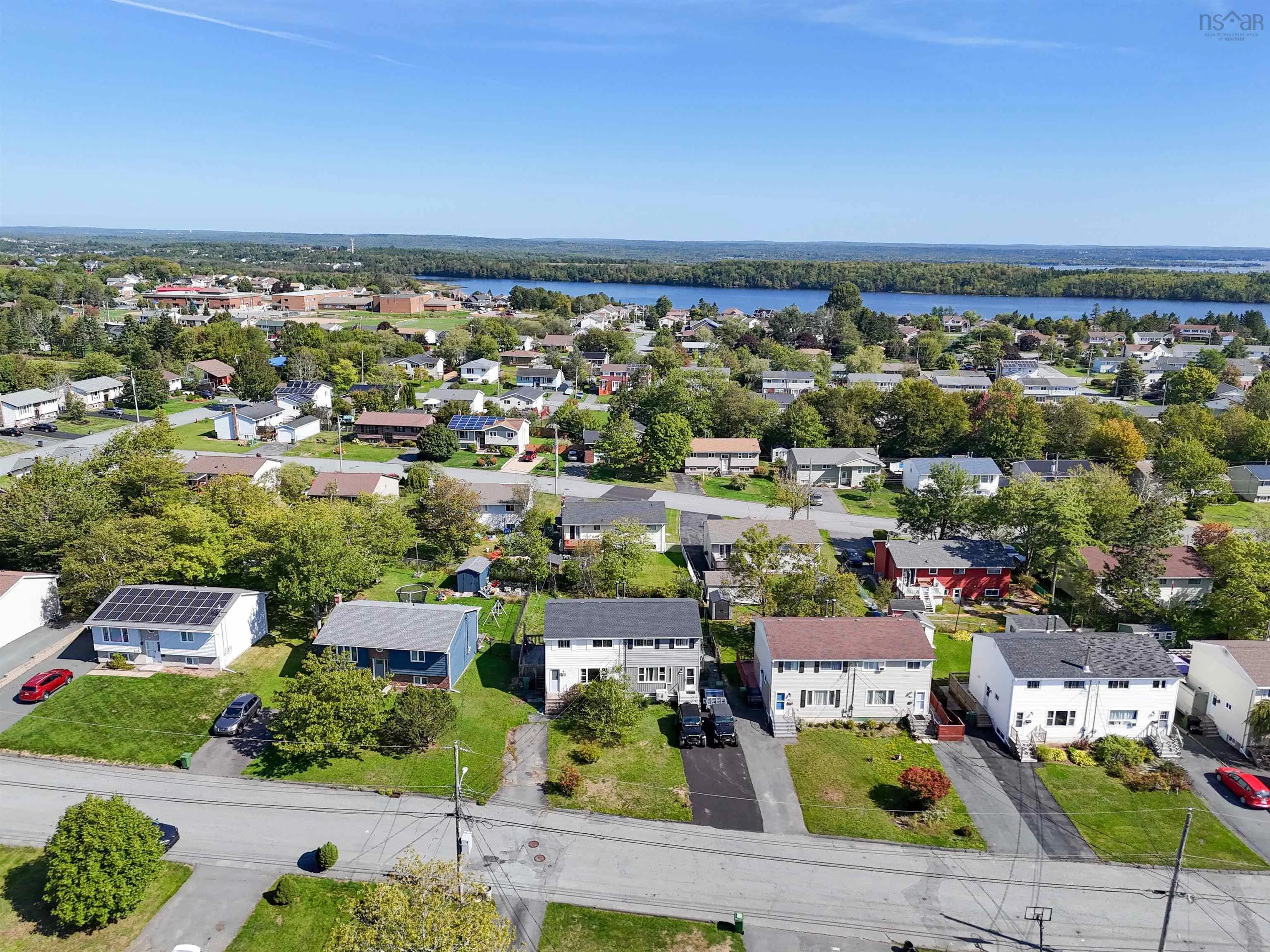 35 Huntingdon Drive, Cole Harbour, NS B2V 1V9, 3 Bedrooms Bedrooms, ,2 BathroomsBathrooms,Residential,For Sale,Huntingdon,202524265