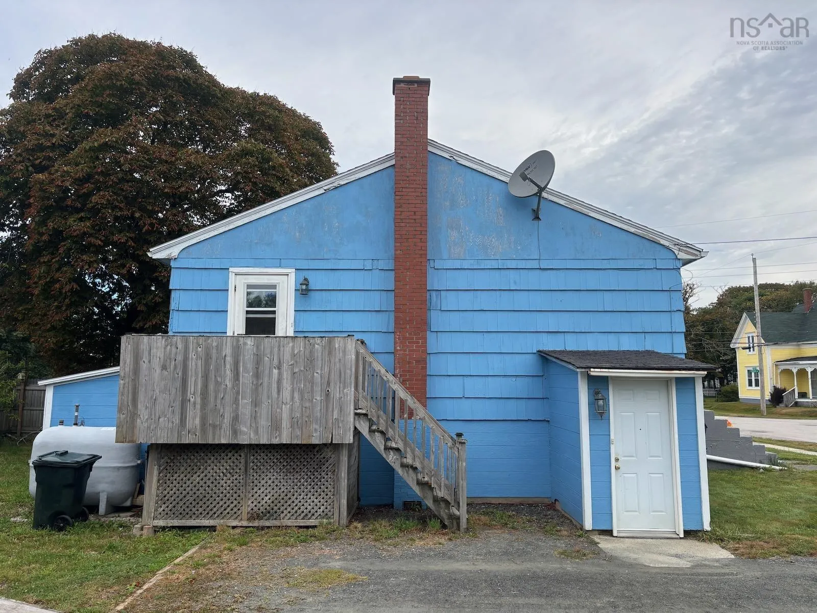 42 Green Street, Yarmouth, NS B5A 1Z2, ,Residential Income,For Sale,Green,202521992
