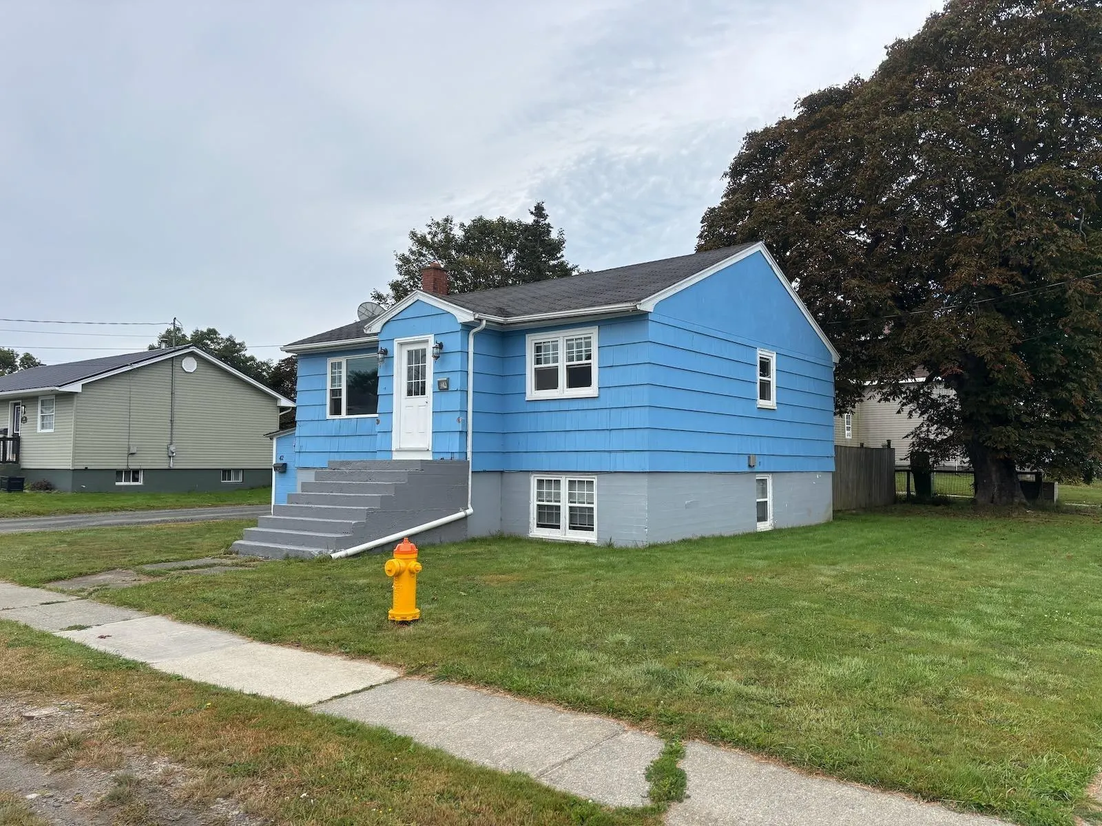 42 Green Street, Yarmouth, NS B5A 1Z2, ,Residential Income,For Sale,Green,202521992