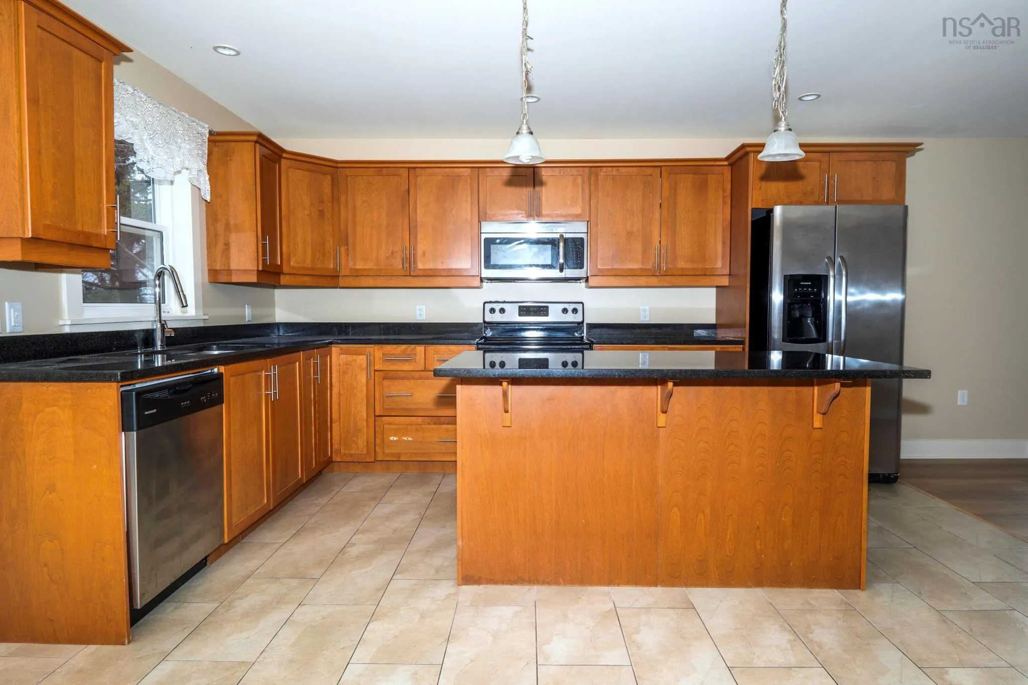 111 Armada Drive, Rockingham Ns B3m 1s2, 3 Bedrooms Bedrooms, ,4 BathroomsBathrooms,Residential,For Sale,Armada,202505630