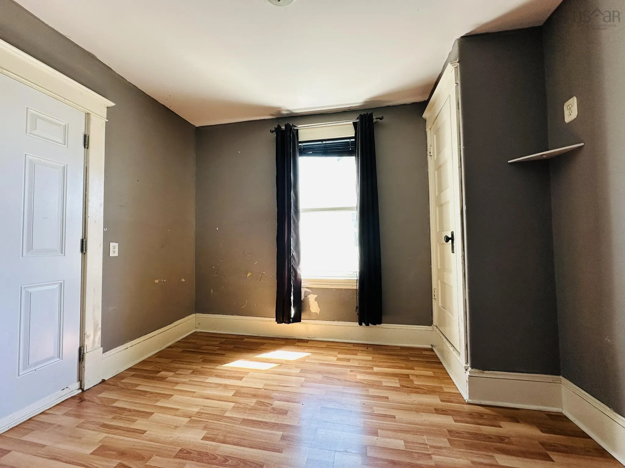12 Fairview Avenue, Stellarton, NS B0K 1S0, 5 Bedrooms Bedrooms, ,2 BathroomsBathrooms,Residential,For Sale,Fairview,202520030
