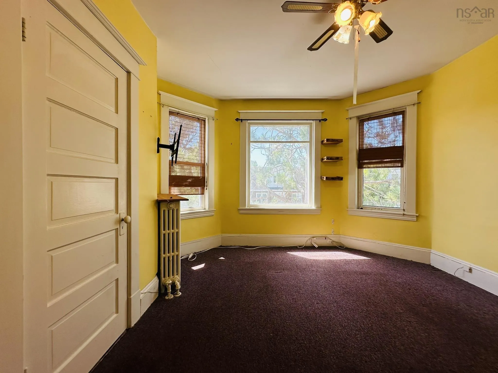 12 Fairview Avenue, Stellarton, NS B0K 1S0, 5 Bedrooms Bedrooms, ,2 BathroomsBathrooms,Residential,For Sale,Fairview,202520030