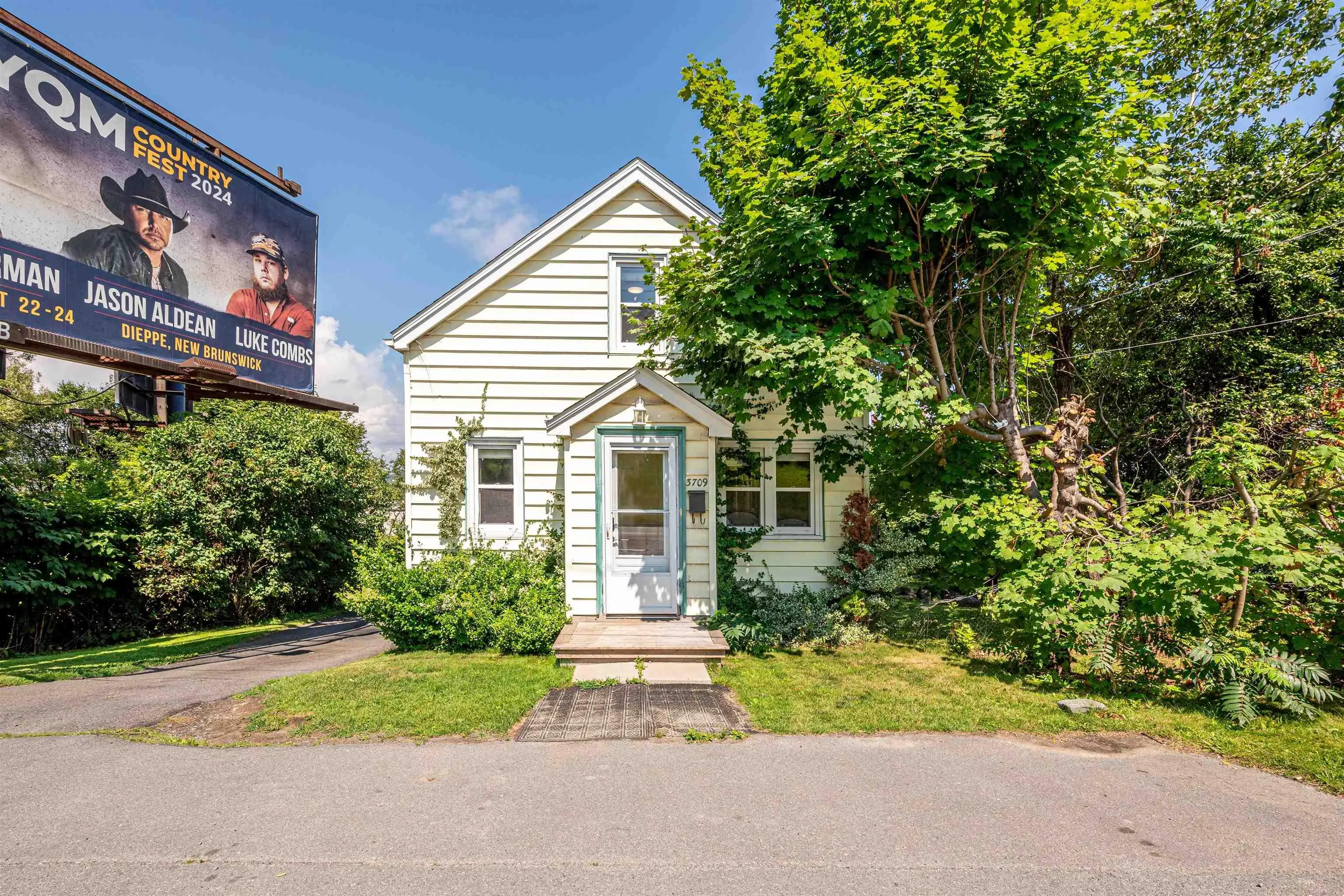 3709 Barrington Street, Halifax, NS B3K 2Y3, 4 Bedrooms Bedrooms, ,2 BathroomsBathrooms,Residential,For Sale,Barrington,202523019