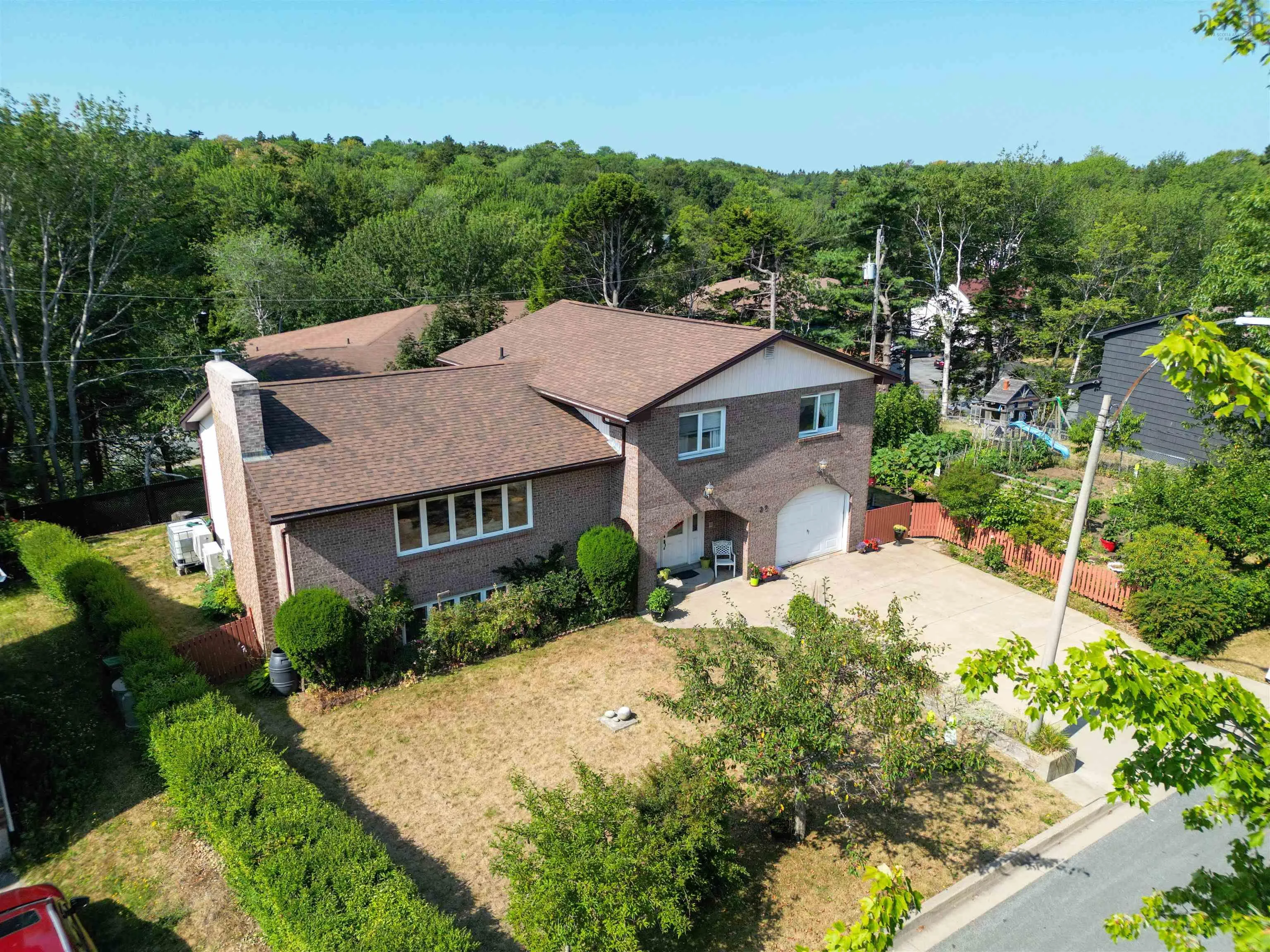 22 Parmbelle Lane, Halifax, NS B3M 1N3, 5 Bedrooms Bedrooms, ,3 BathroomsBathrooms,Residential,For Sale,Parmbelle,202521353