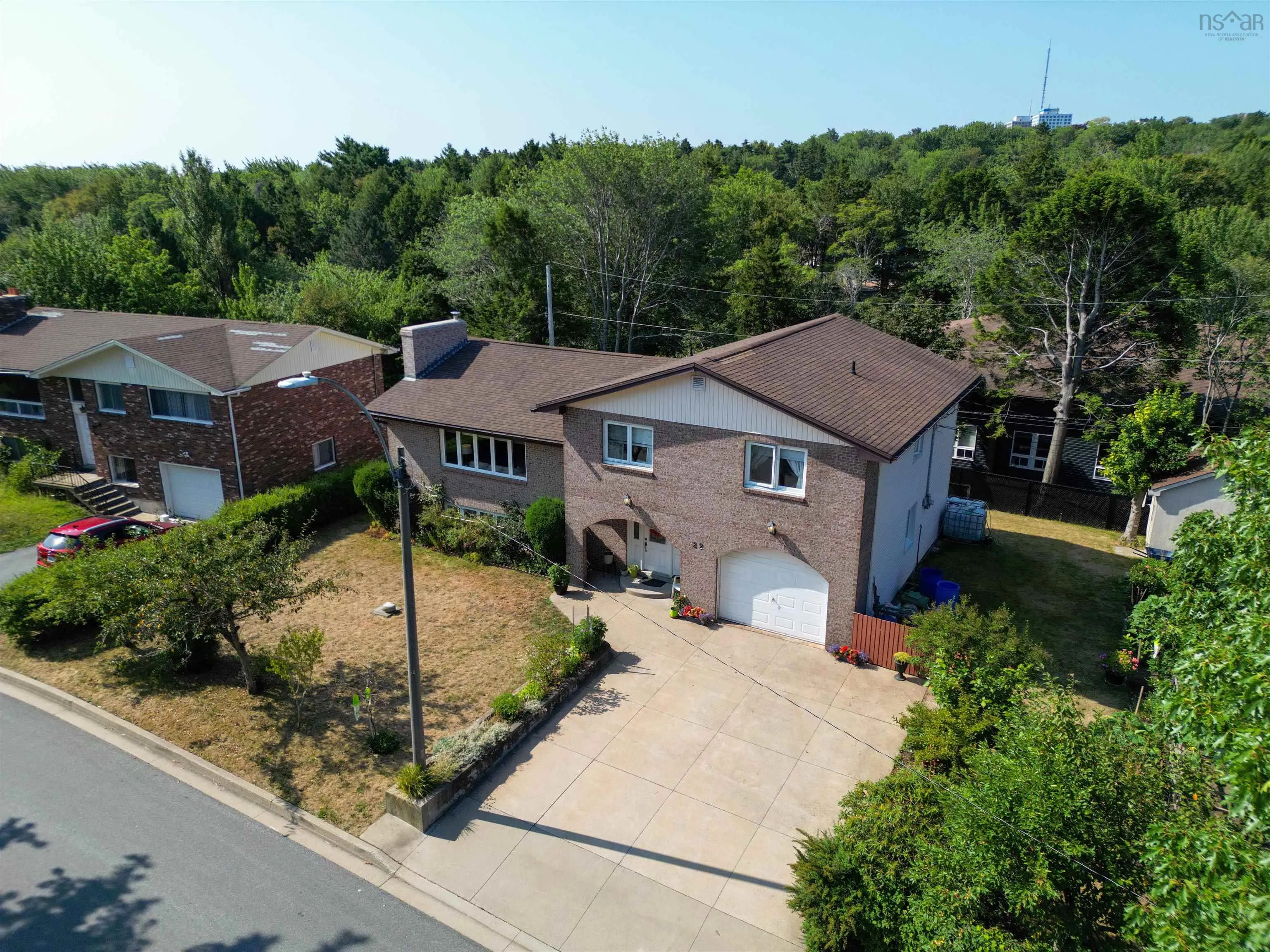 22 Parmbelle Lane, Halifax, NS B3M 1N3, 5 Bedrooms Bedrooms, ,3 BathroomsBathrooms,Residential,For Sale,Parmbelle,202521353
