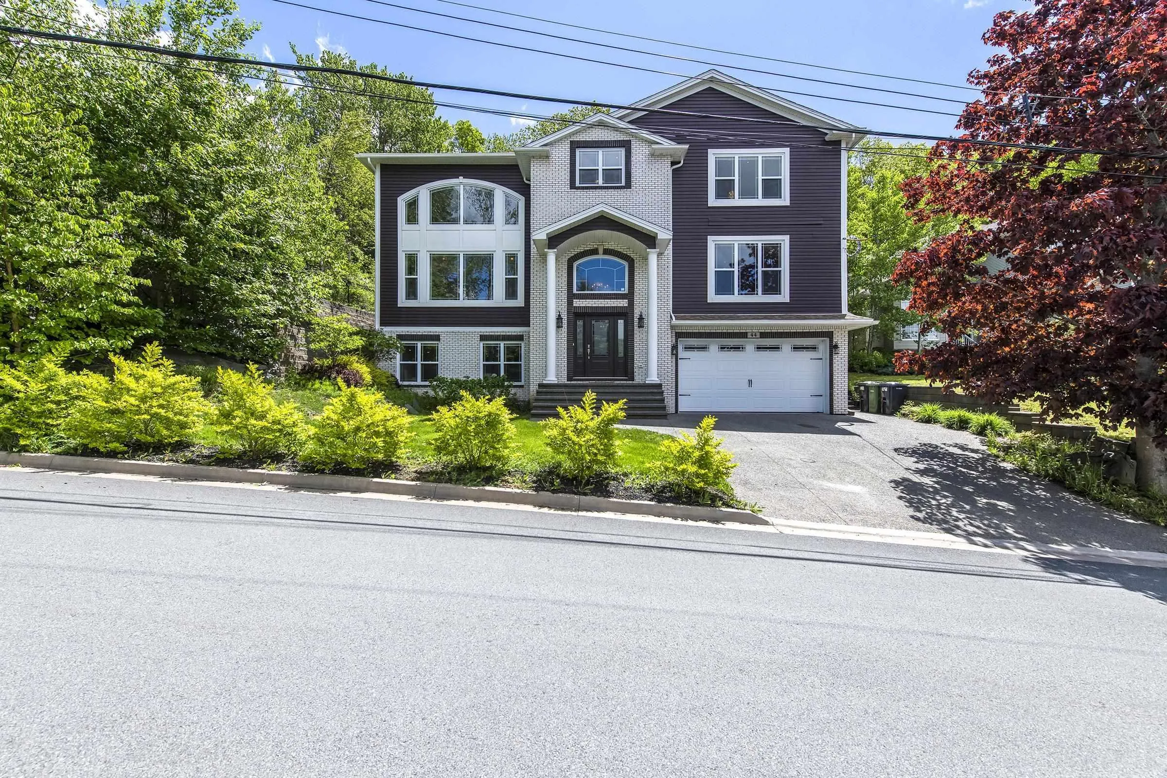 44 Admiral Cove Drive, Bedford Ns B4a 3n8, 5 Bedrooms Bedrooms, ,5 BathroomsBathrooms,Residential,For Sale,Admiral Cove,202507308