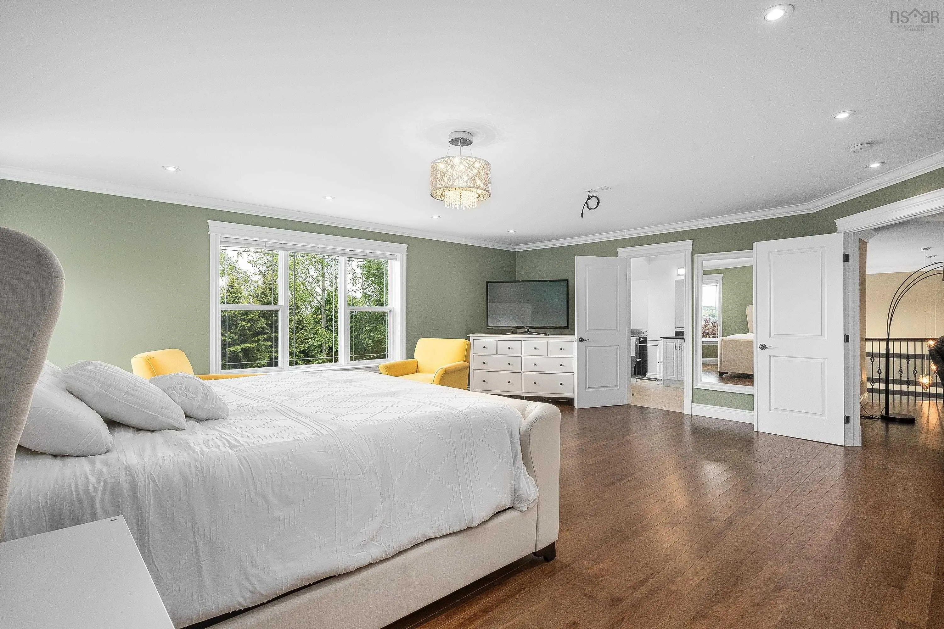 44 Admiral Cove Drive, Bedford Ns B4a 3n8, 5 Bedrooms Bedrooms, ,5 BathroomsBathrooms,Residential,For Sale,Admiral Cove,202507308
