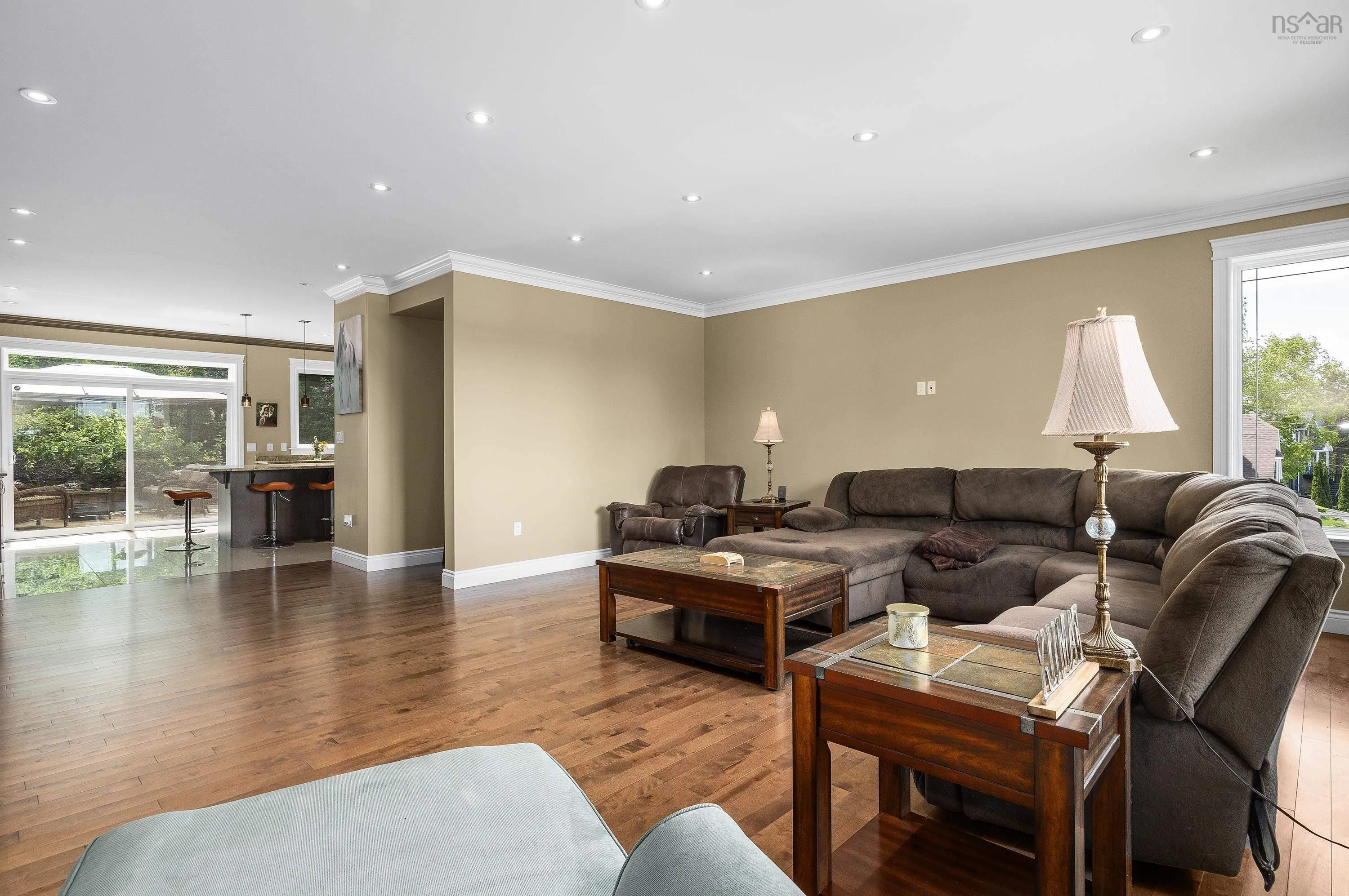 44 Admiral Cove Drive, Bedford Ns B4a 3n8, 5 Bedrooms Bedrooms, ,5 BathroomsBathrooms,Residential,For Sale,Admiral Cove,202507308