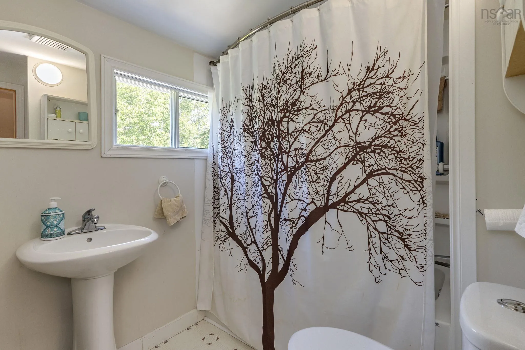 50 Fenwood Road, Halifax, NS B3N 1G8, 3 Bedrooms Bedrooms, ,3 BathroomsBathrooms,Residential,For Sale,Fenwood,202517489