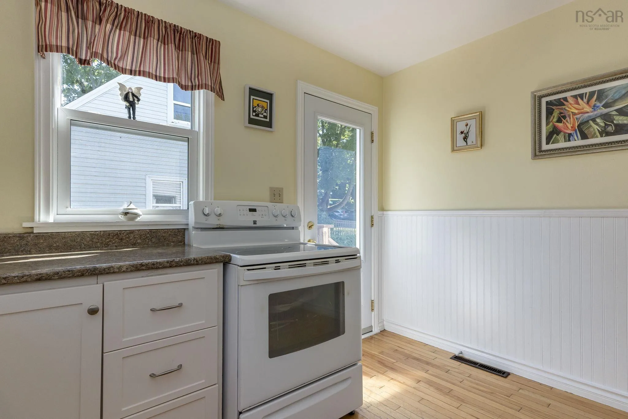 50 Fenwood Road, Halifax, NS B3N 1G8, 3 Bedrooms Bedrooms, ,3 BathroomsBathrooms,Residential,For Sale,Fenwood,202517489