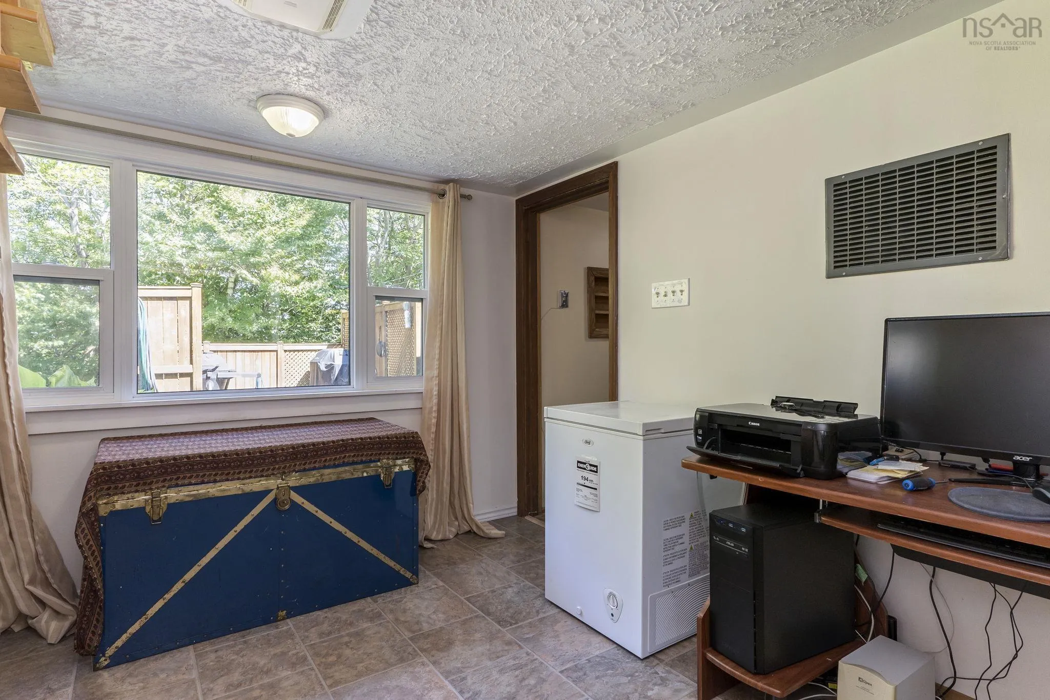 50 Fenwood Road, Halifax, NS B3N 1G8, 3 Bedrooms Bedrooms, ,3 BathroomsBathrooms,Residential,For Sale,Fenwood,202517489
