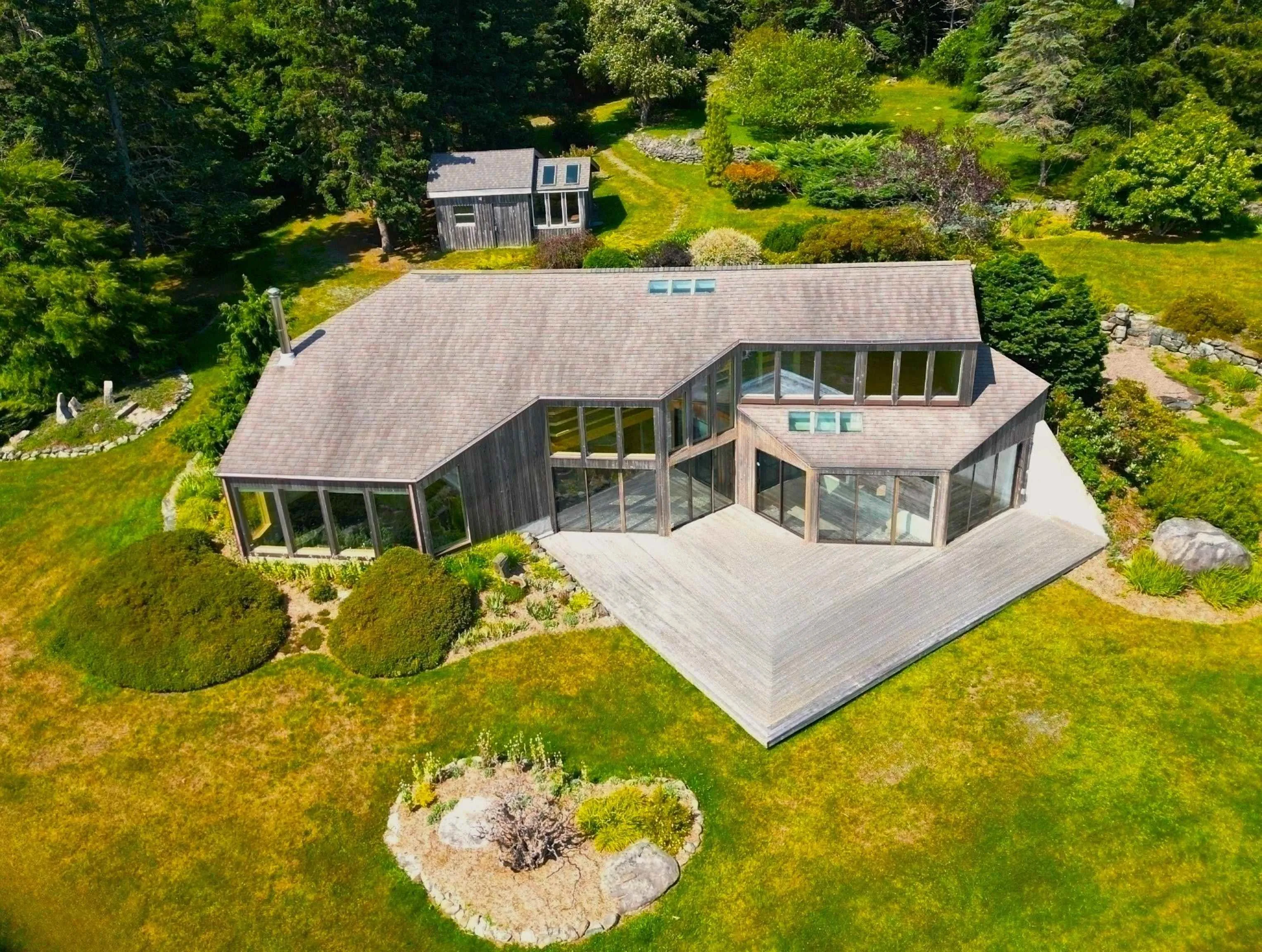 42 Indian Bay Road, Voglers Cove, NS B0H 2H0, 3 Bedrooms Bedrooms, ,2 BathroomsBathrooms,Residential,For Sale,Indian Bay,202516888