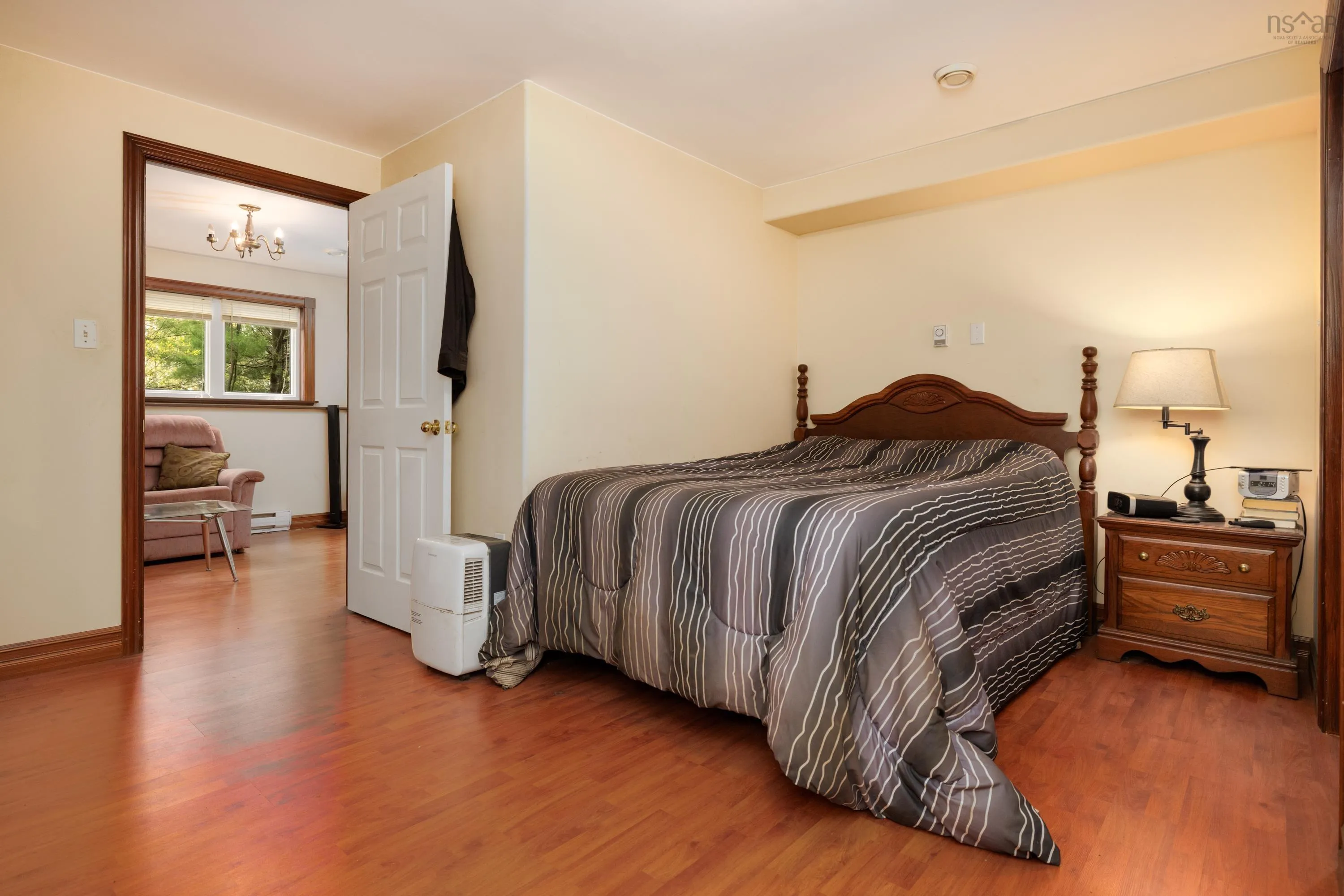 11 Millview Avenue, Bedford, NS B4A 1G8, 5 Bedrooms Bedrooms, ,5 BathroomsBathrooms,Residential,For Sale,Millview,202512663