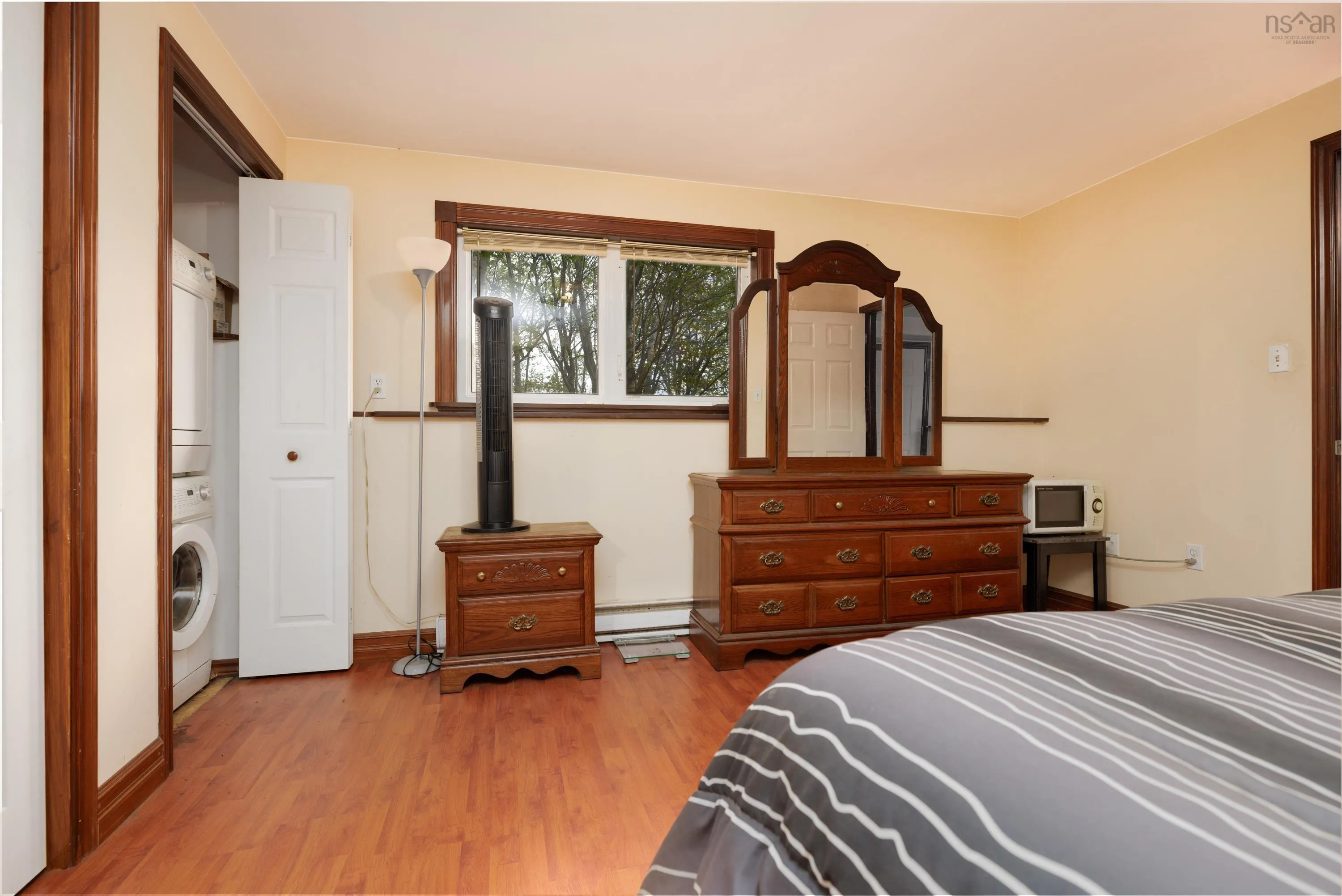 11 Millview Avenue, Bedford, NS B4A 1G8, 5 Bedrooms Bedrooms, ,5 BathroomsBathrooms,Residential,For Sale,Millview,202512663