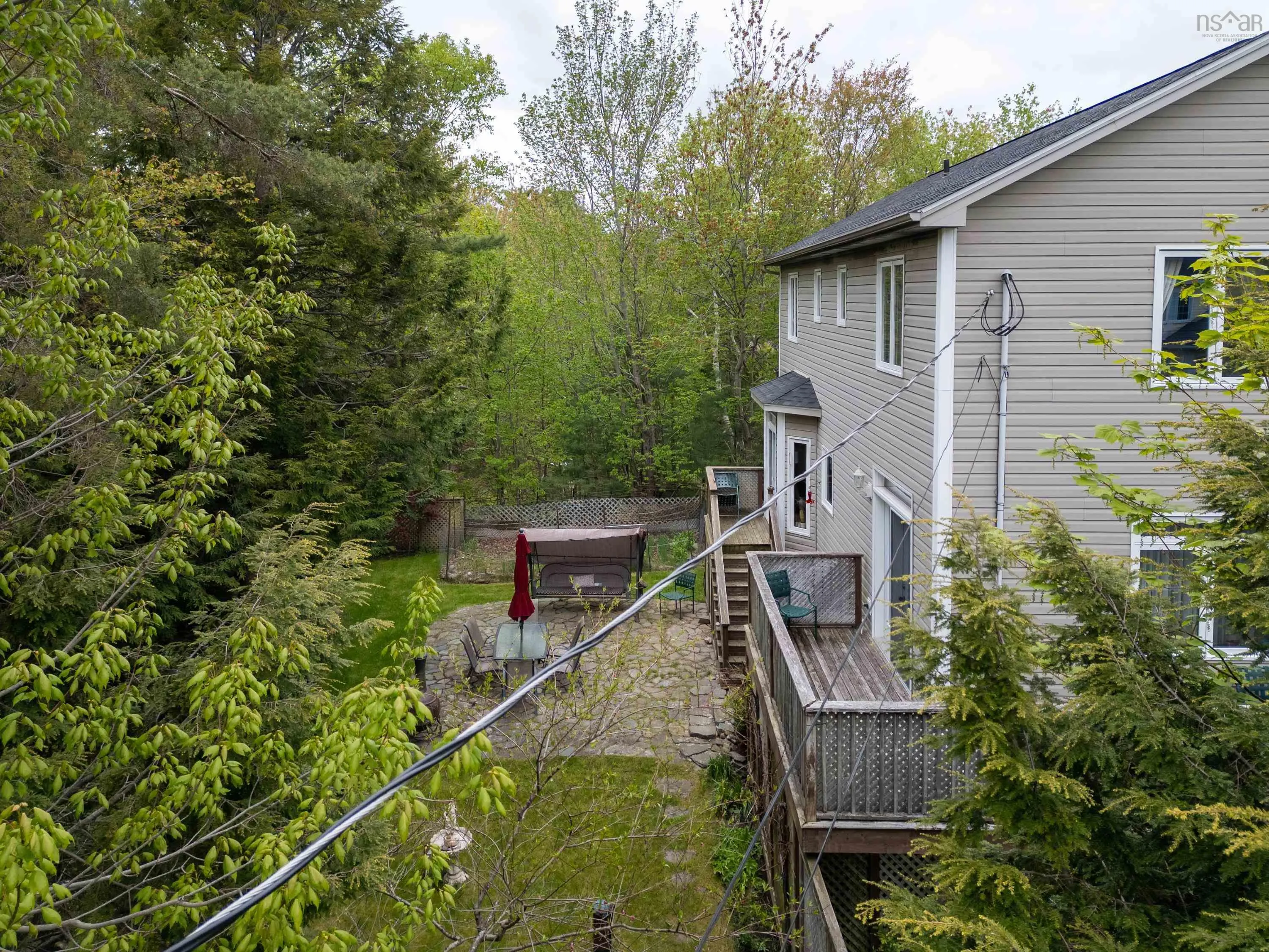 11 Millview Avenue, Bedford, NS B4A 1G8, 5 Bedrooms Bedrooms, ,5 BathroomsBathrooms,Residential,For Sale,Millview,202512663