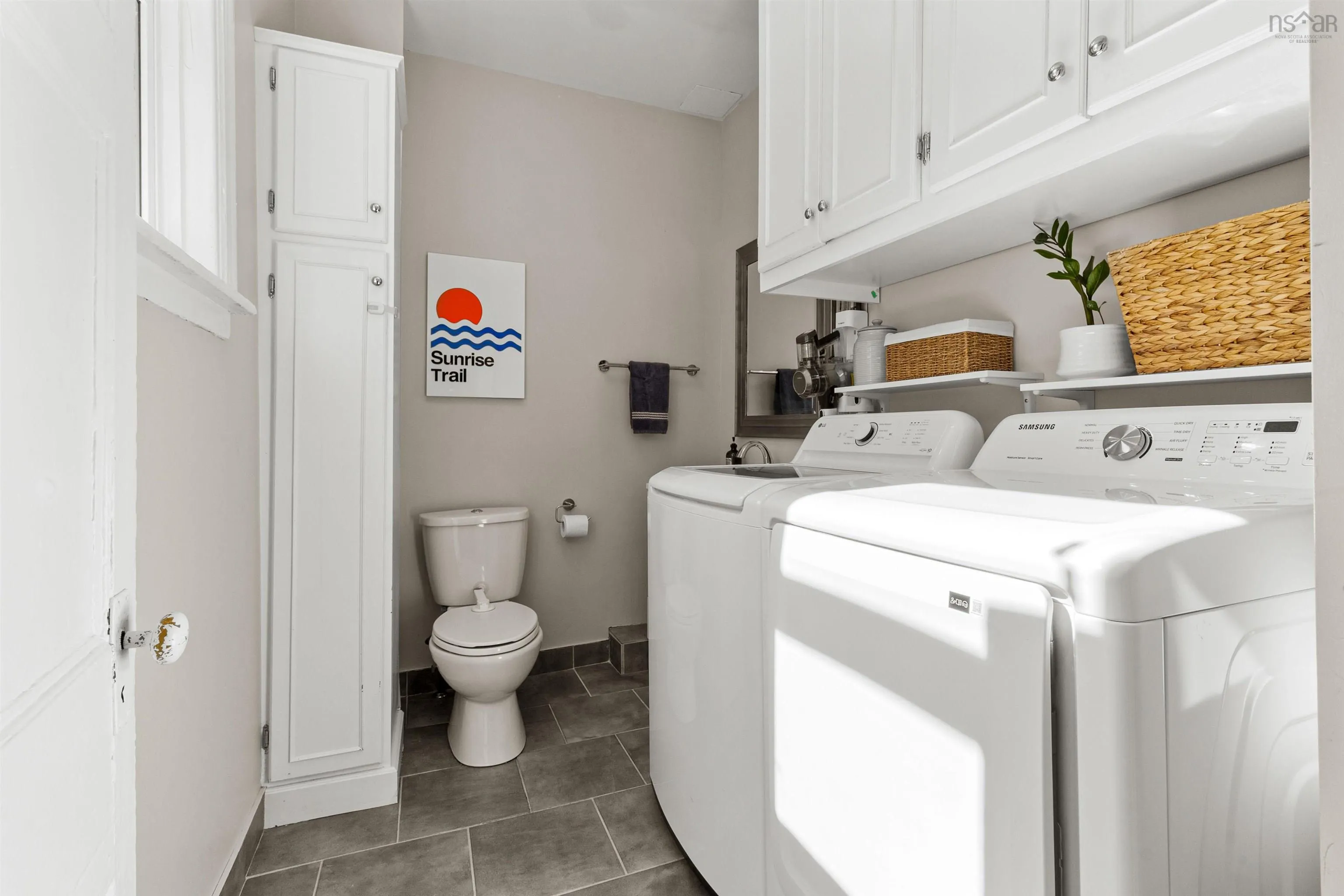1944 Vernon Street, Halifax, NS B3H 3N9, 4 Bedrooms Bedrooms, ,2 BathroomsBathrooms,Residential,For Sale,Vernon,202524889
