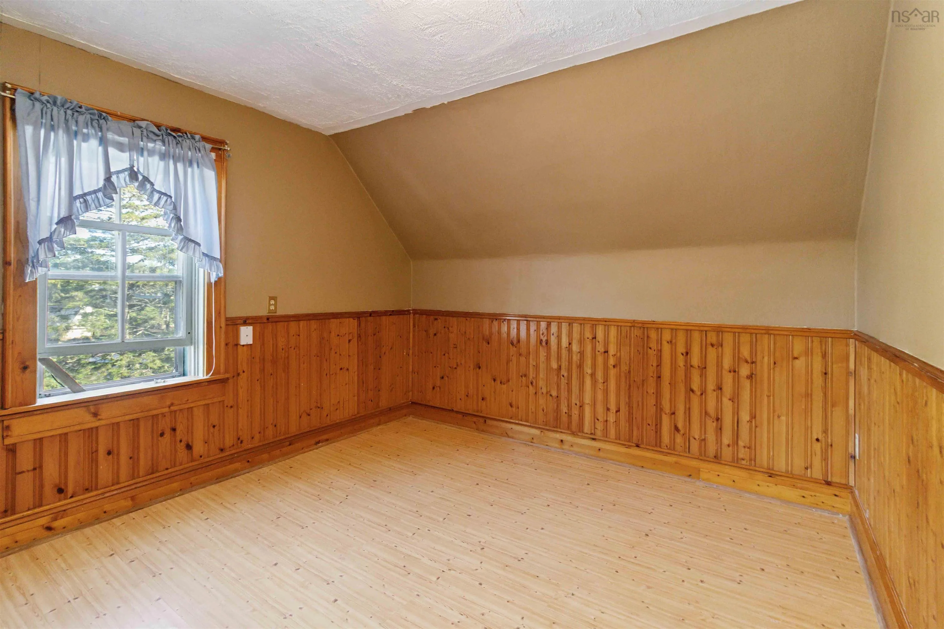 22 Hogg Lane, Sheet Harbour, NS B0J 3B0, 5 Bedrooms Bedrooms, ,3 BathroomsBathrooms,Residential,For Sale,Hogg,202518818