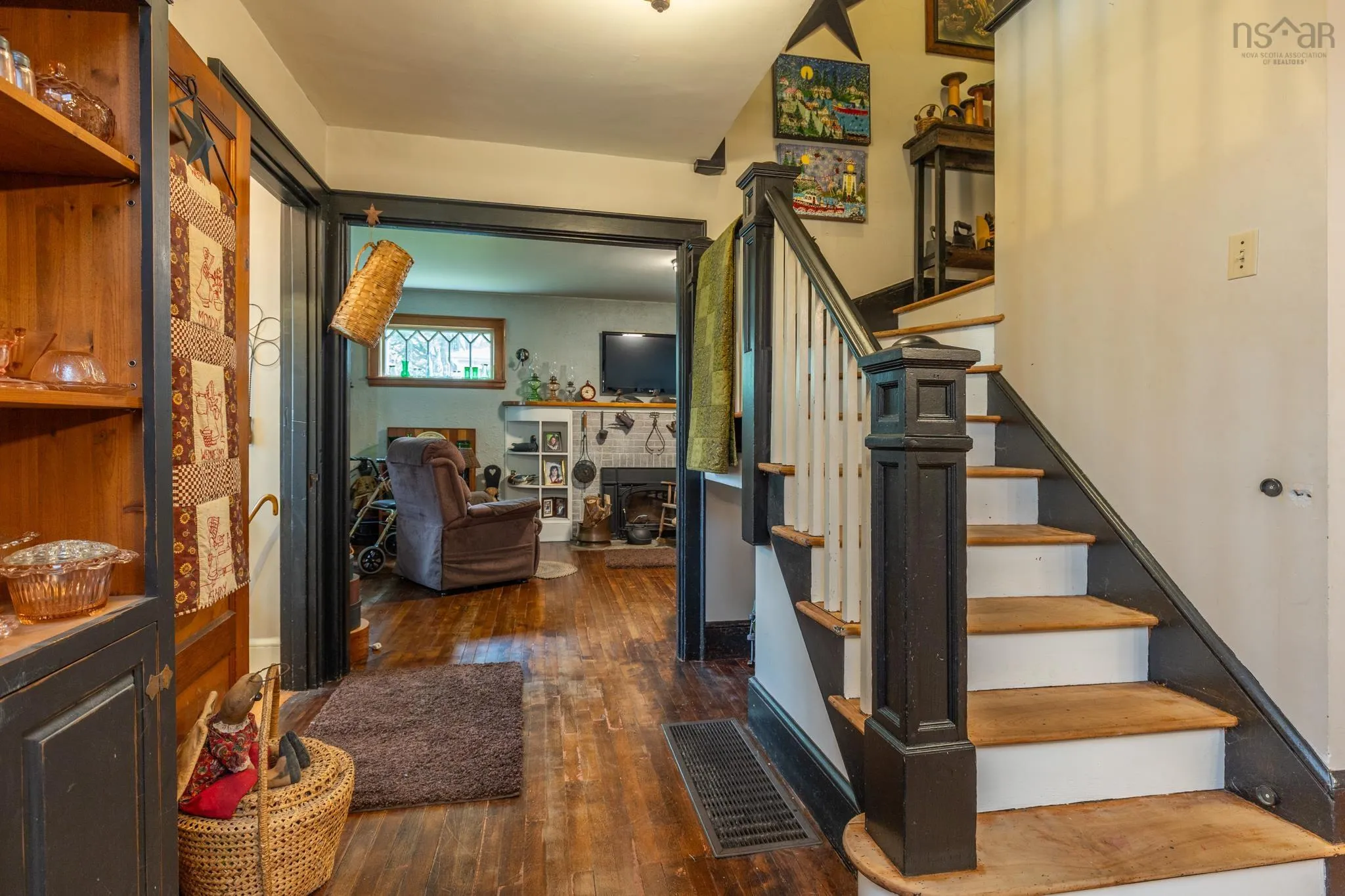 11 Highland Avenue, Yarmouth, NS B5A 2A3, 5 Bedrooms Bedrooms, ,2 BathroomsBathrooms,Residential,For Sale,Highland,202519252
