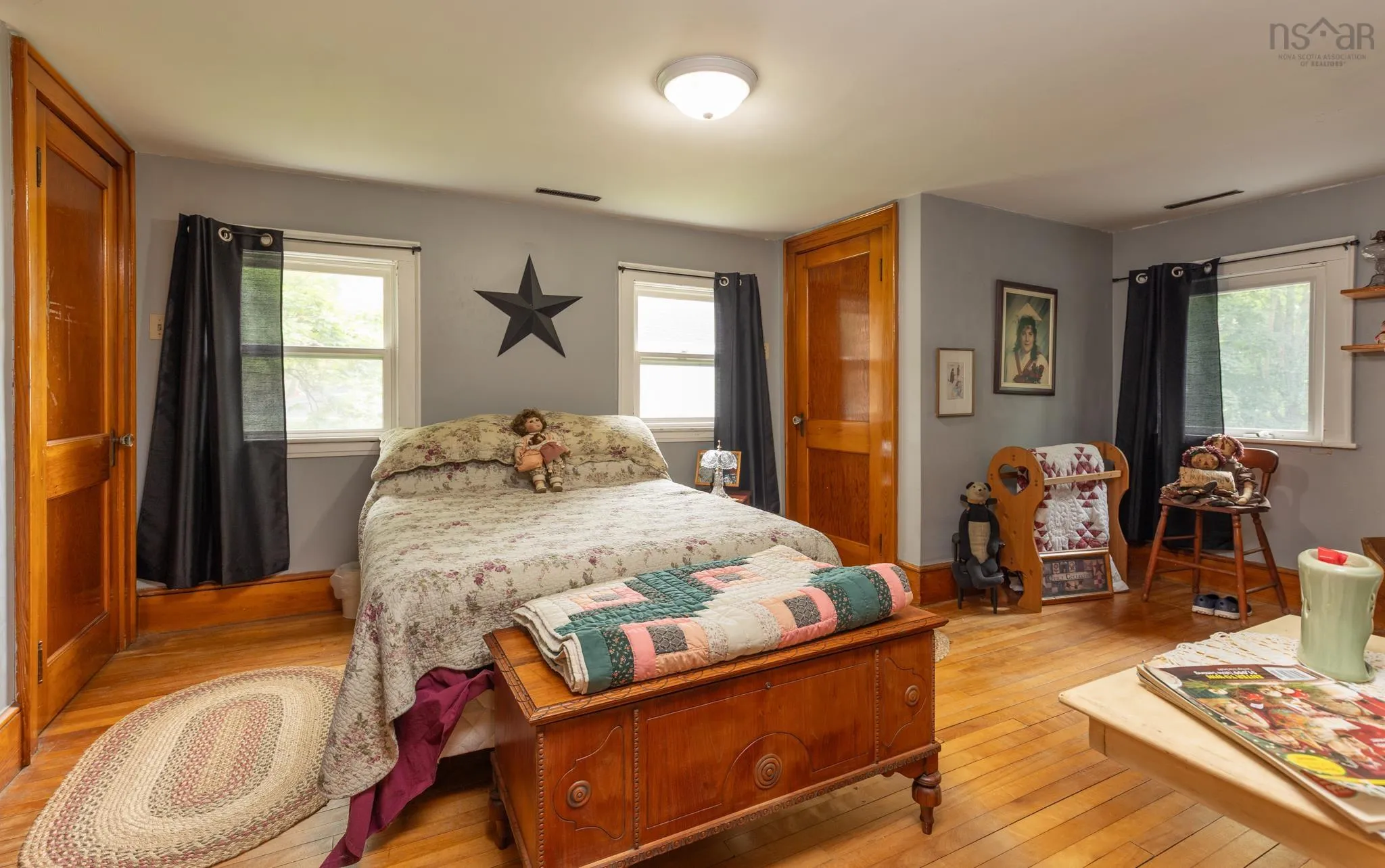 11 Highland Avenue, Yarmouth, NS B5A 2A3, 5 Bedrooms Bedrooms, ,2 BathroomsBathrooms,Residential,For Sale,Highland,202519252
