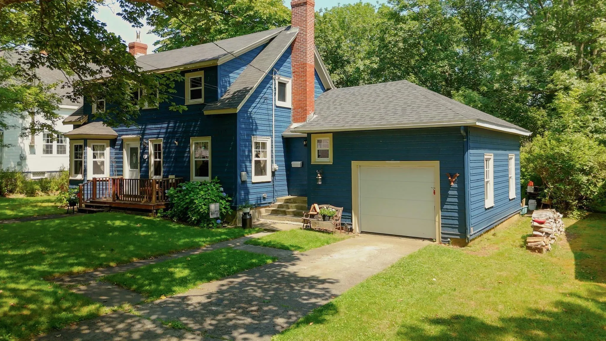 11 Highland Avenue, Yarmouth, NS B5A 2A3, 5 Bedrooms Bedrooms, ,2 BathroomsBathrooms,Residential,For Sale,Highland,202519252