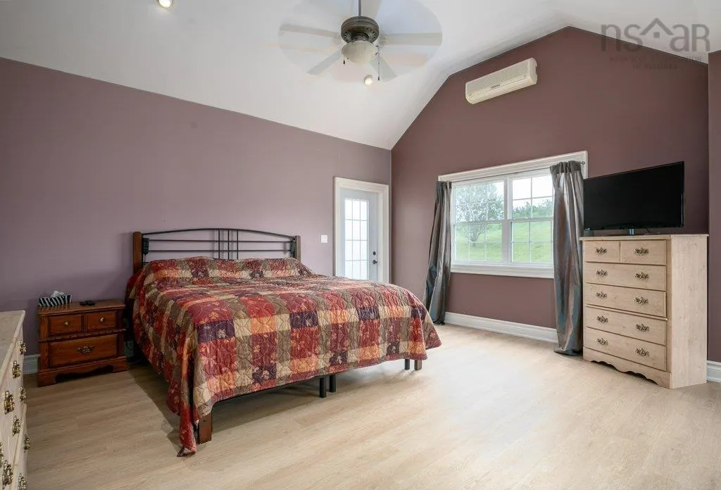 1578 Cooks Brook Road, Cooks Brook, NS B0N 2H0, 3 Bedrooms Bedrooms, ,3 BathroomsBathrooms,Farm,For Sale,Cooks Brook,202525423