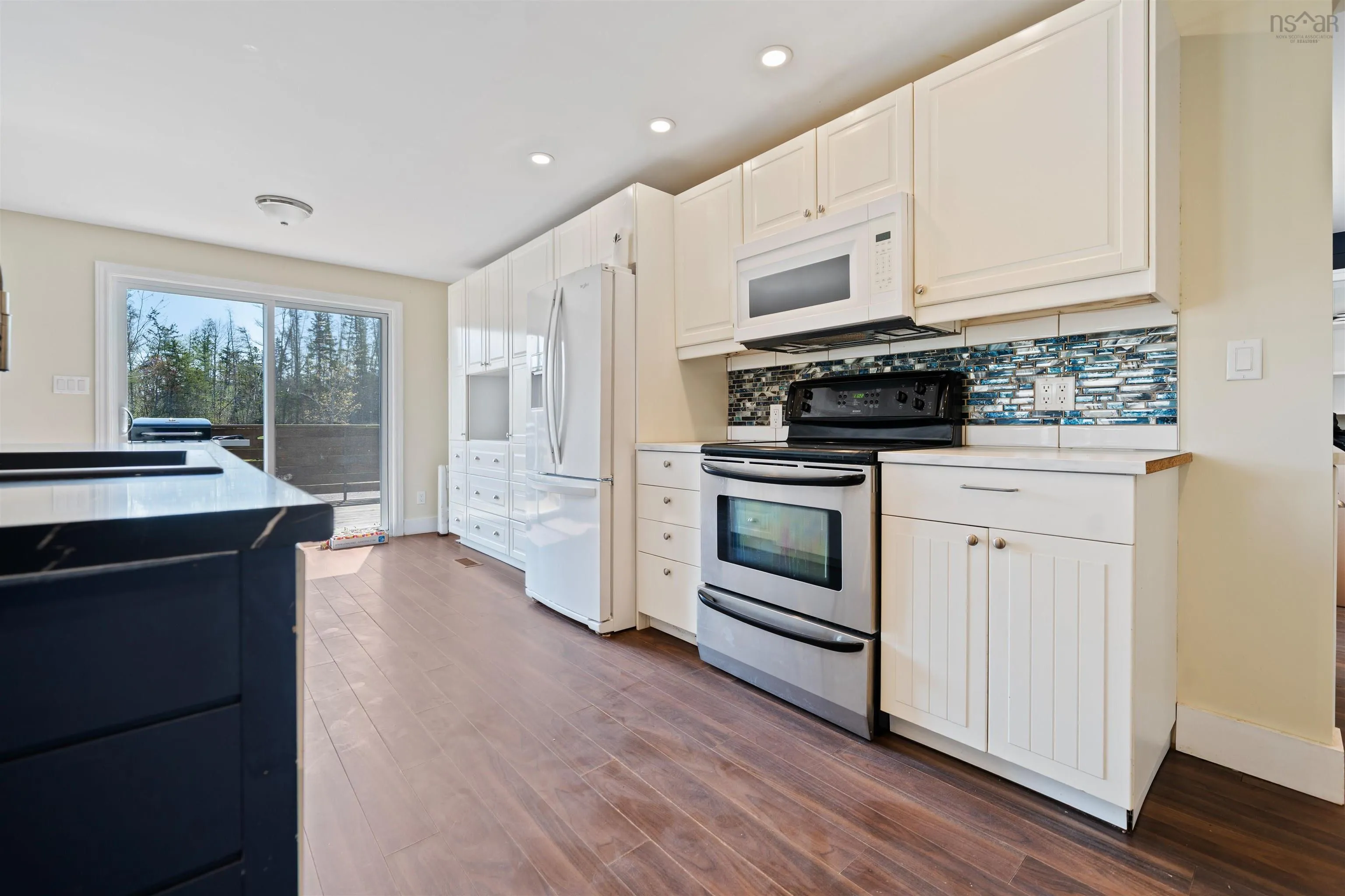 5786 Highway 2, Bass River, NS B0M 1B0, 4 Bedrooms Bedrooms, ,1 BathroomBathrooms,Residential,For Sale,Highway 2,202522714