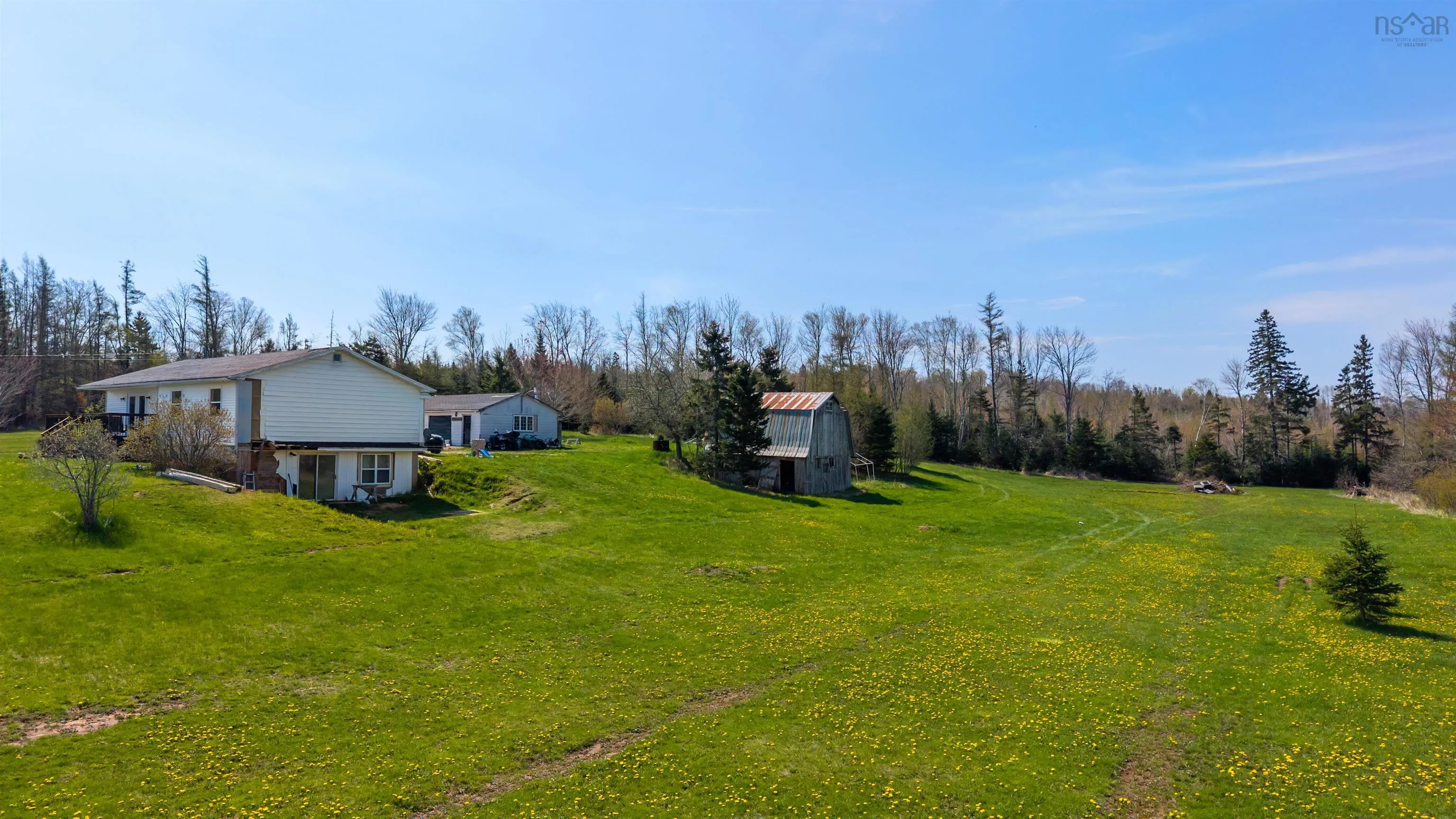 5786 Highway 2, Bass River, NS B0M 1B0, 4 Bedrooms Bedrooms, ,1 BathroomBathrooms,Residential,For Sale,Highway 2,202522714