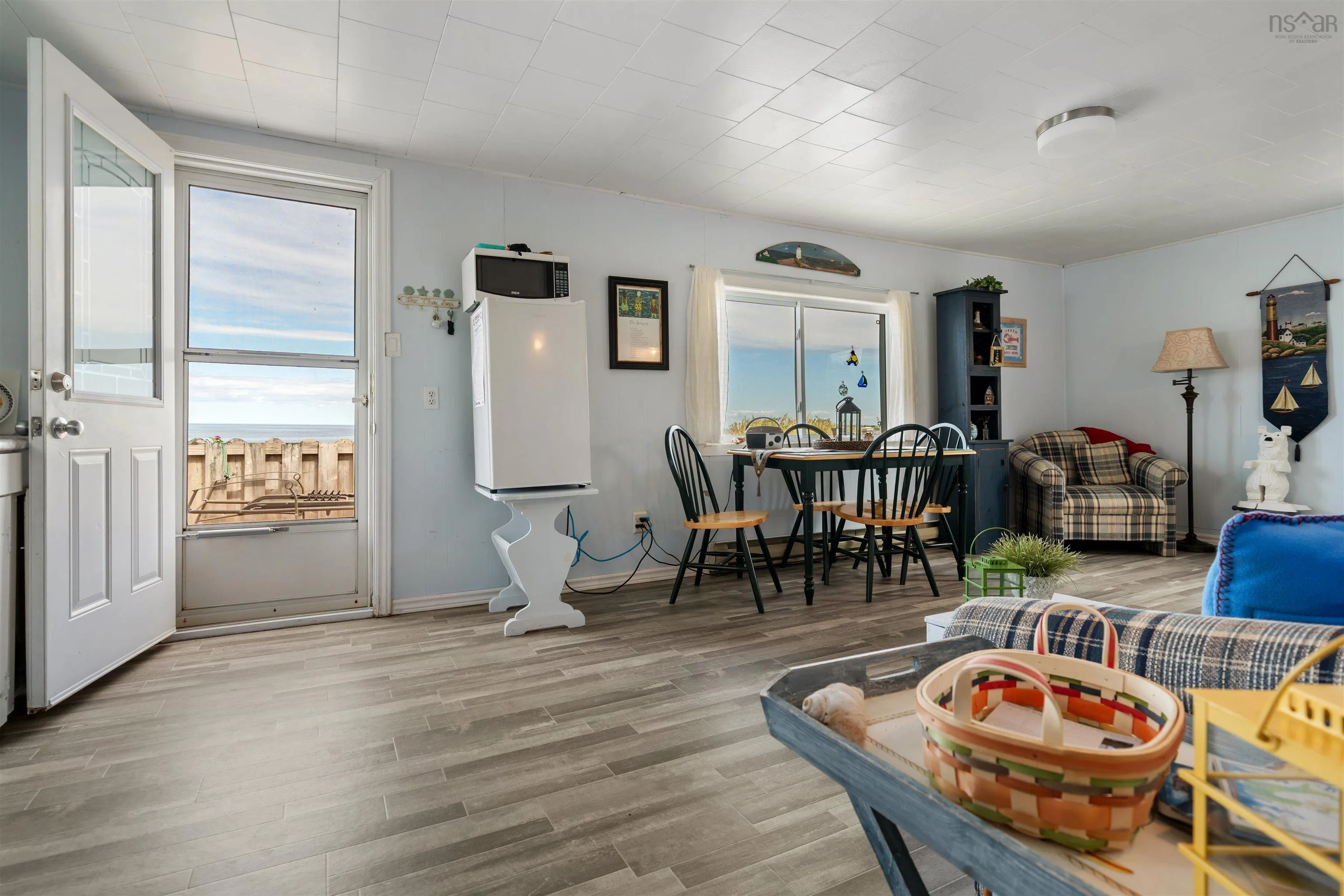 130 Beach Road, Port Howe, NS B0K 1L0, 5 Bedrooms Bedrooms, ,1 BathroomBathrooms,Residential,For Sale,Beach,202521431