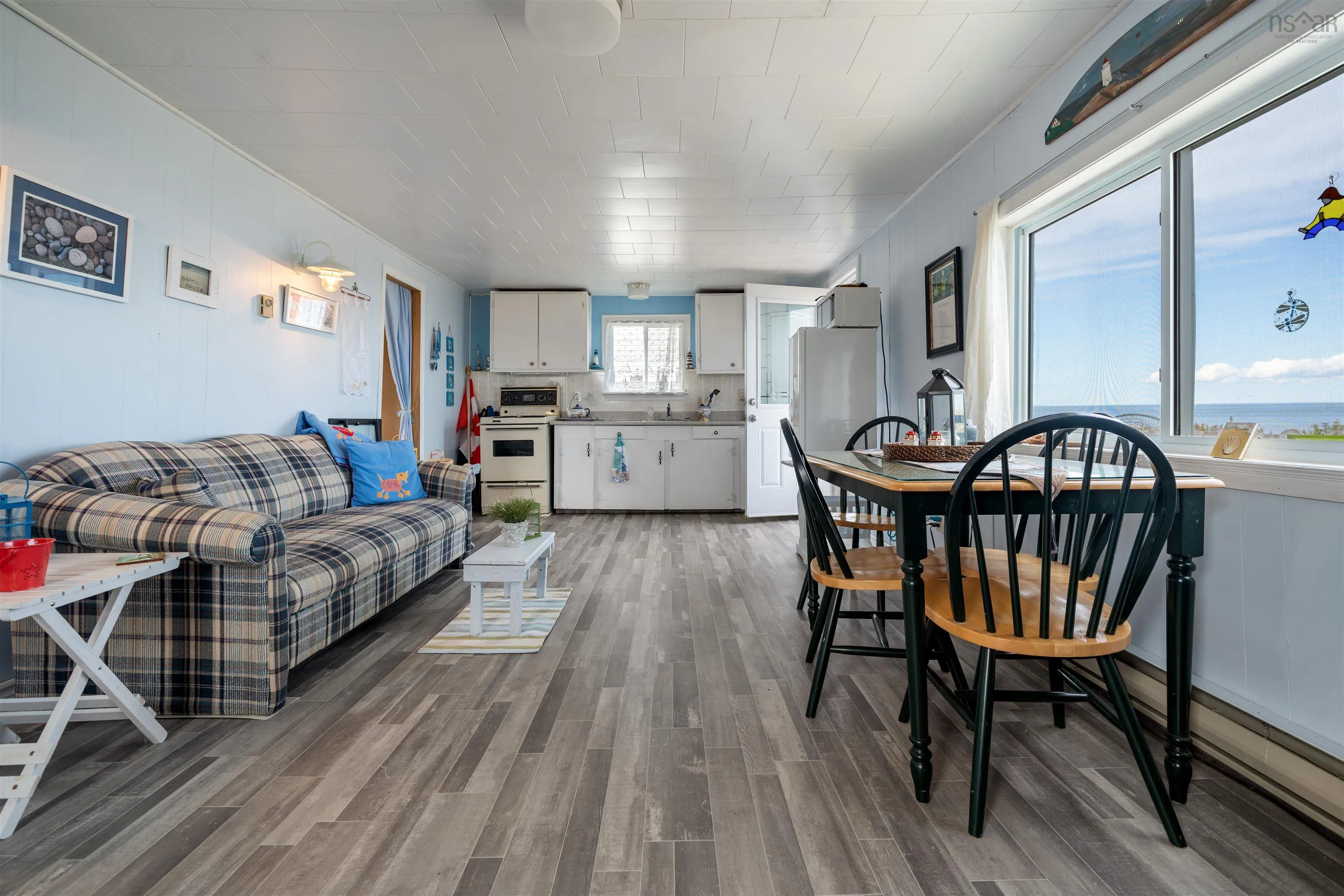 130 Beach Road, Port Howe, NS B0K 1L0, 5 Bedrooms Bedrooms, ,1 BathroomBathrooms,Residential,For Sale,Beach,202521431