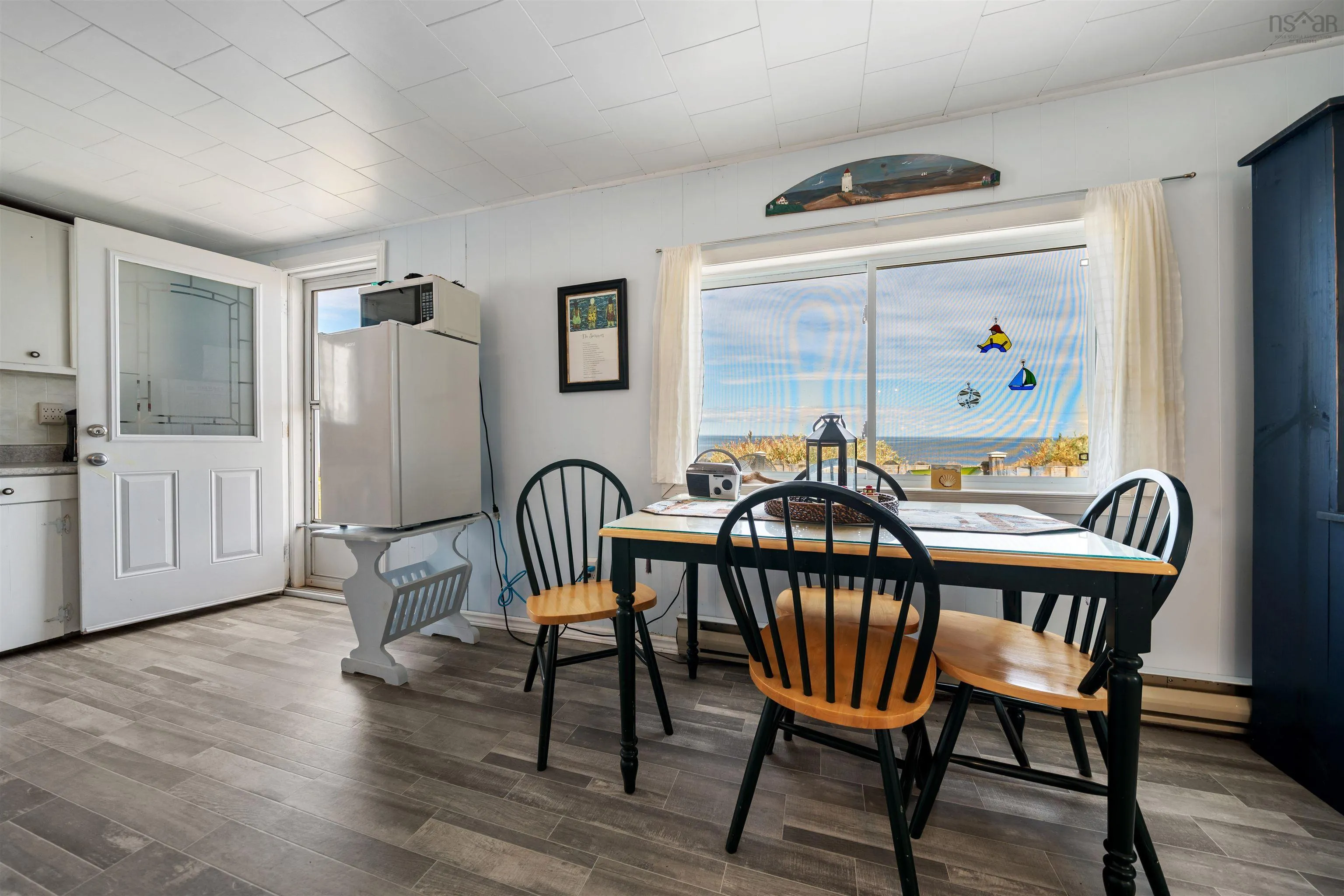 130 Beach Road, Port Howe, NS B0K 1L0, 5 Bedrooms Bedrooms, ,1 BathroomBathrooms,Residential,For Sale,Beach,202521431