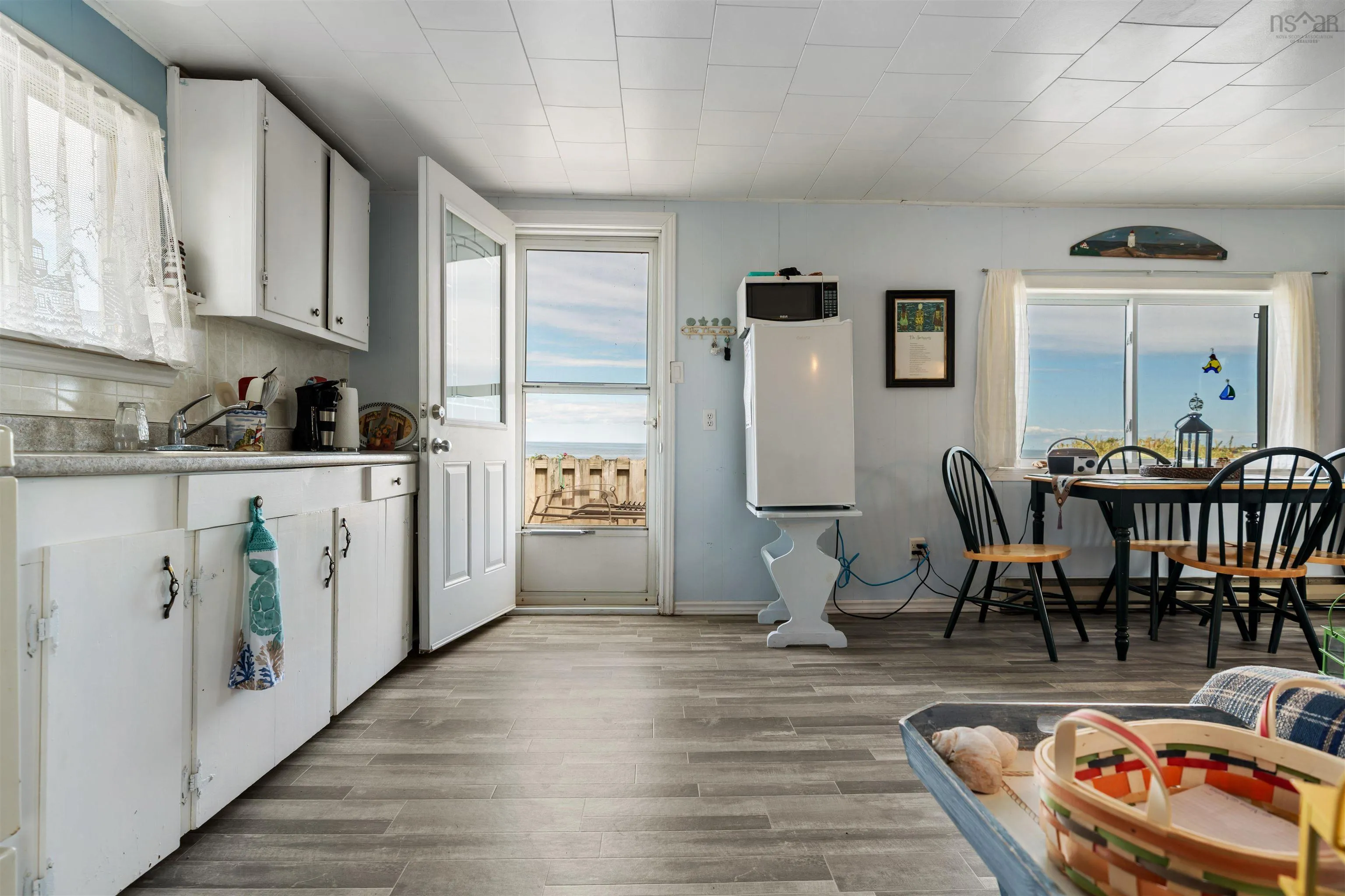 130 Beach Road, Port Howe, NS B0K 1L0, 5 Bedrooms Bedrooms, ,1 BathroomBathrooms,Residential,For Sale,Beach,202521431