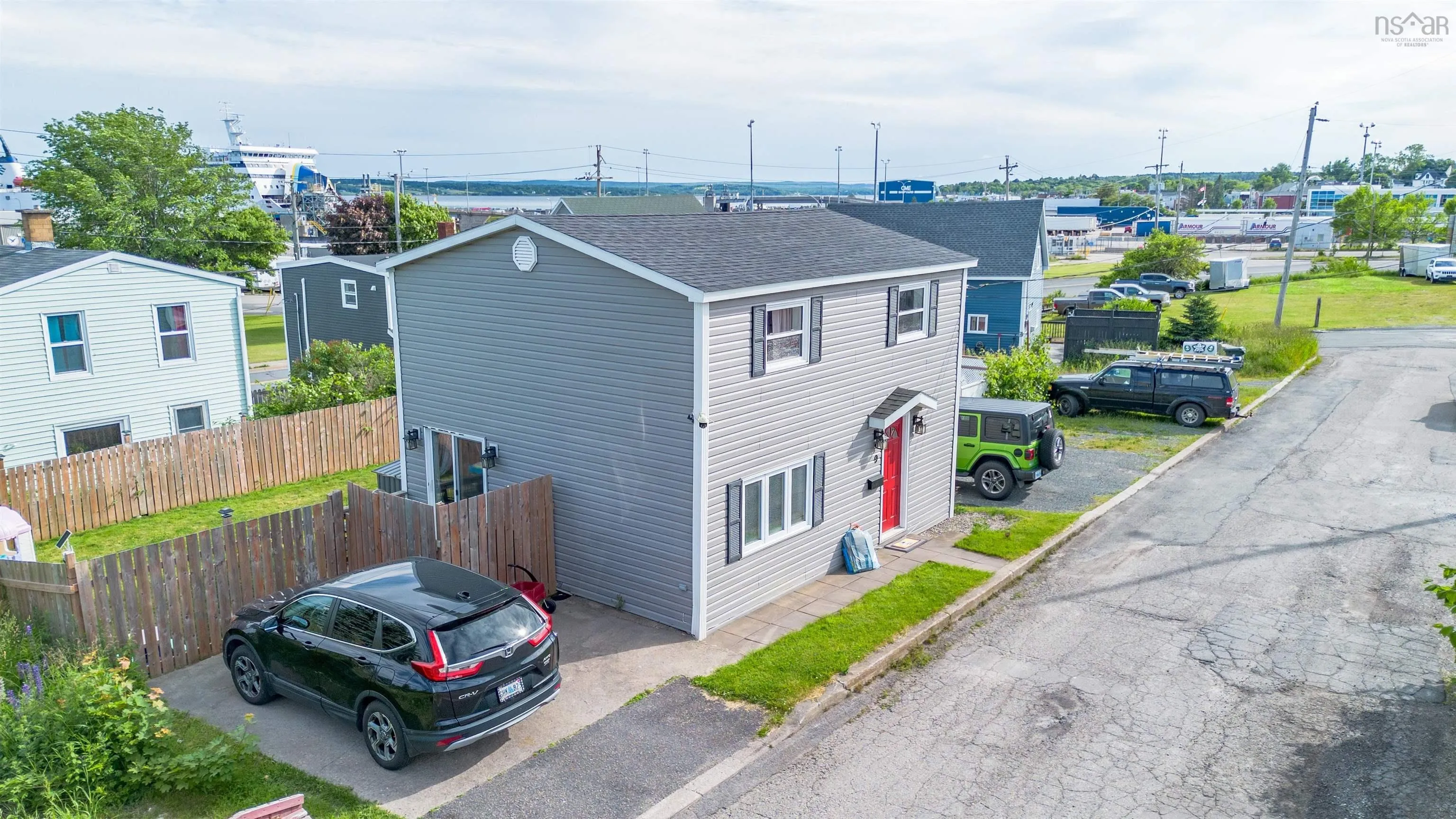 9 Cogan Street, North Sydney, NS B2A 3A7, 3 Bedrooms Bedrooms, ,1 BathroomBathrooms,Residential,For Sale,Cogan,202516084