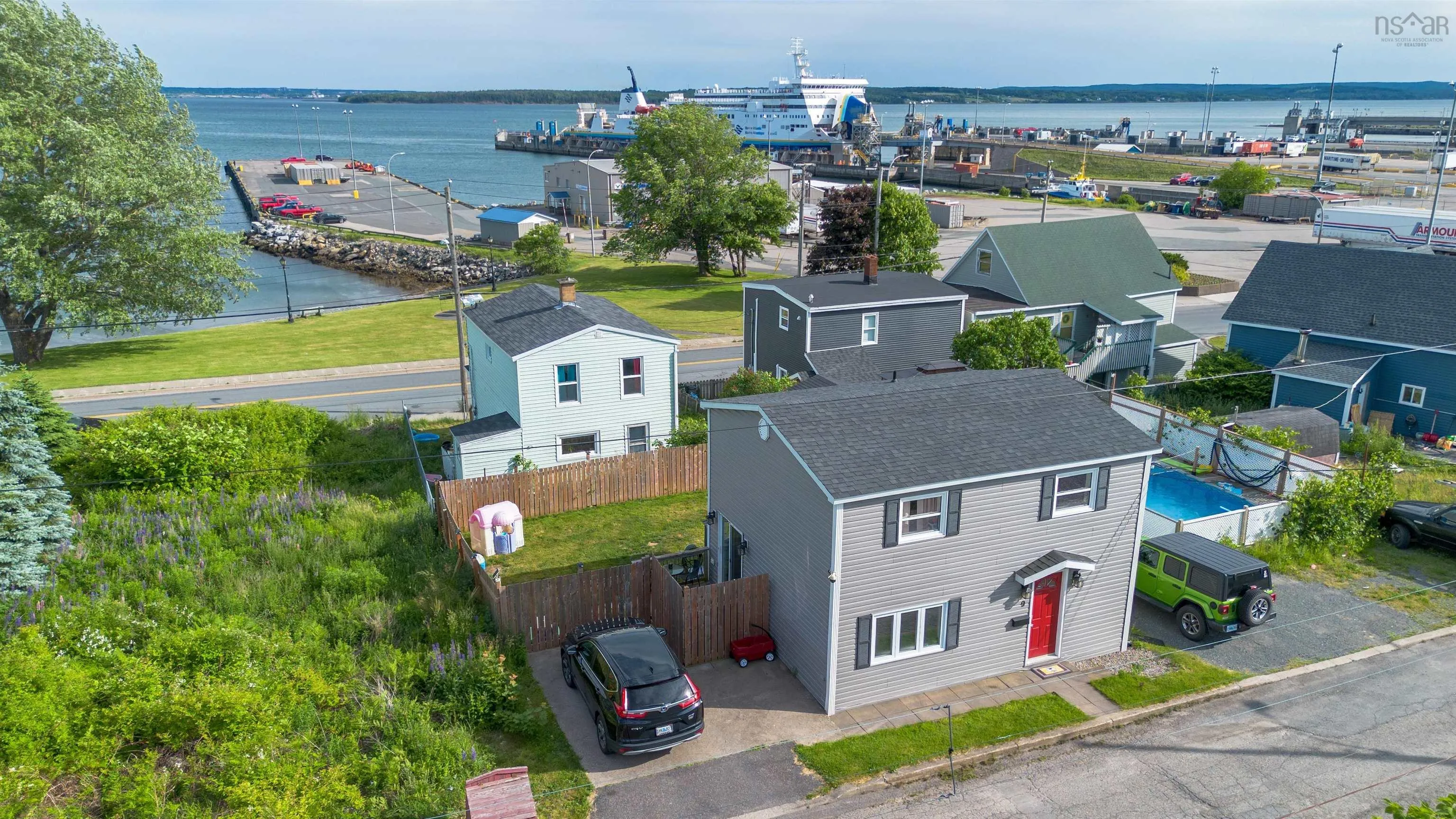 9 Cogan Street, North Sydney, NS B2A 3A7, 3 Bedrooms Bedrooms, ,1 BathroomBathrooms,Residential,For Sale,Cogan,202516084