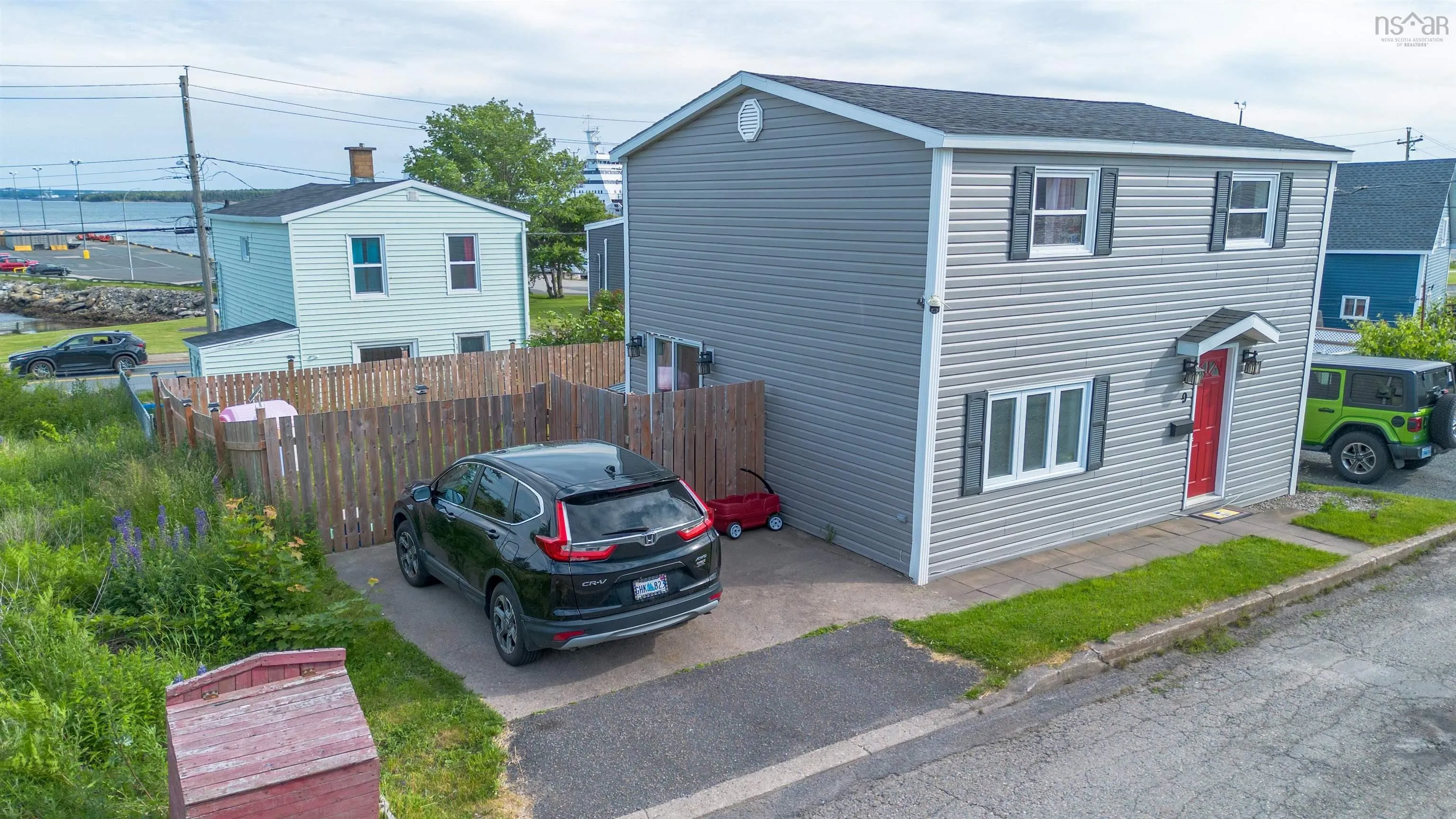 9 Cogan Street, North Sydney, NS B2A 3A7, 3 Bedrooms Bedrooms, ,1 BathroomBathrooms,Residential,For Sale,Cogan,202516084