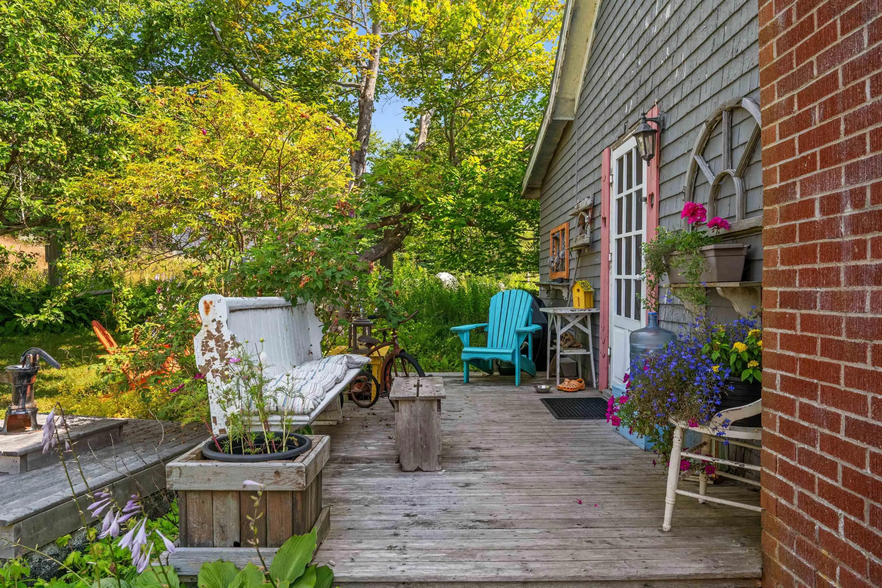 10293 Highway Highway E, Oyster Pond, NS B0J 1P0, 2 Bedrooms Bedrooms, ,1 BathroomBathrooms,Residential,For Sale,Highway 7,202520567