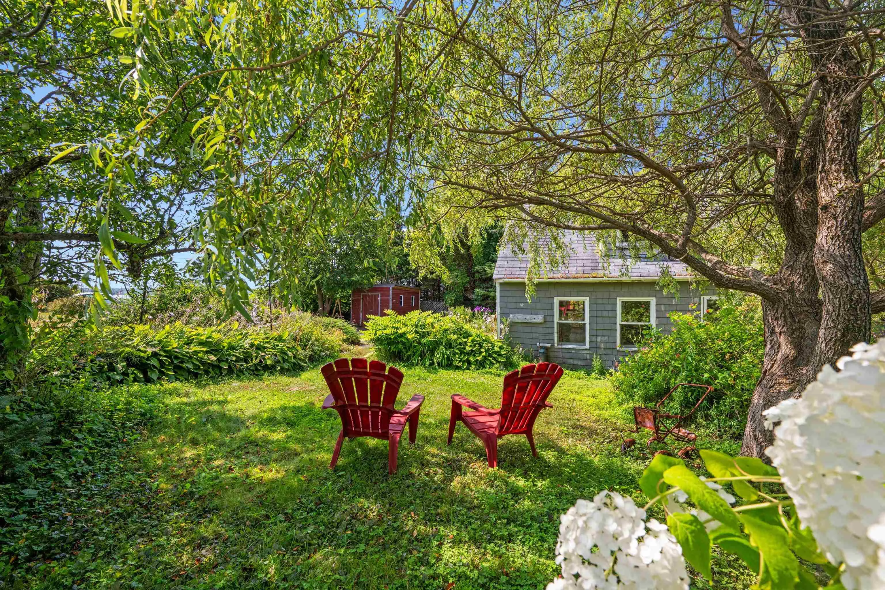 10293 Highway Highway E, Oyster Pond, NS B0J 1P0, 2 Bedrooms Bedrooms, ,1 BathroomBathrooms,Residential,For Sale,Highway 7,202520567