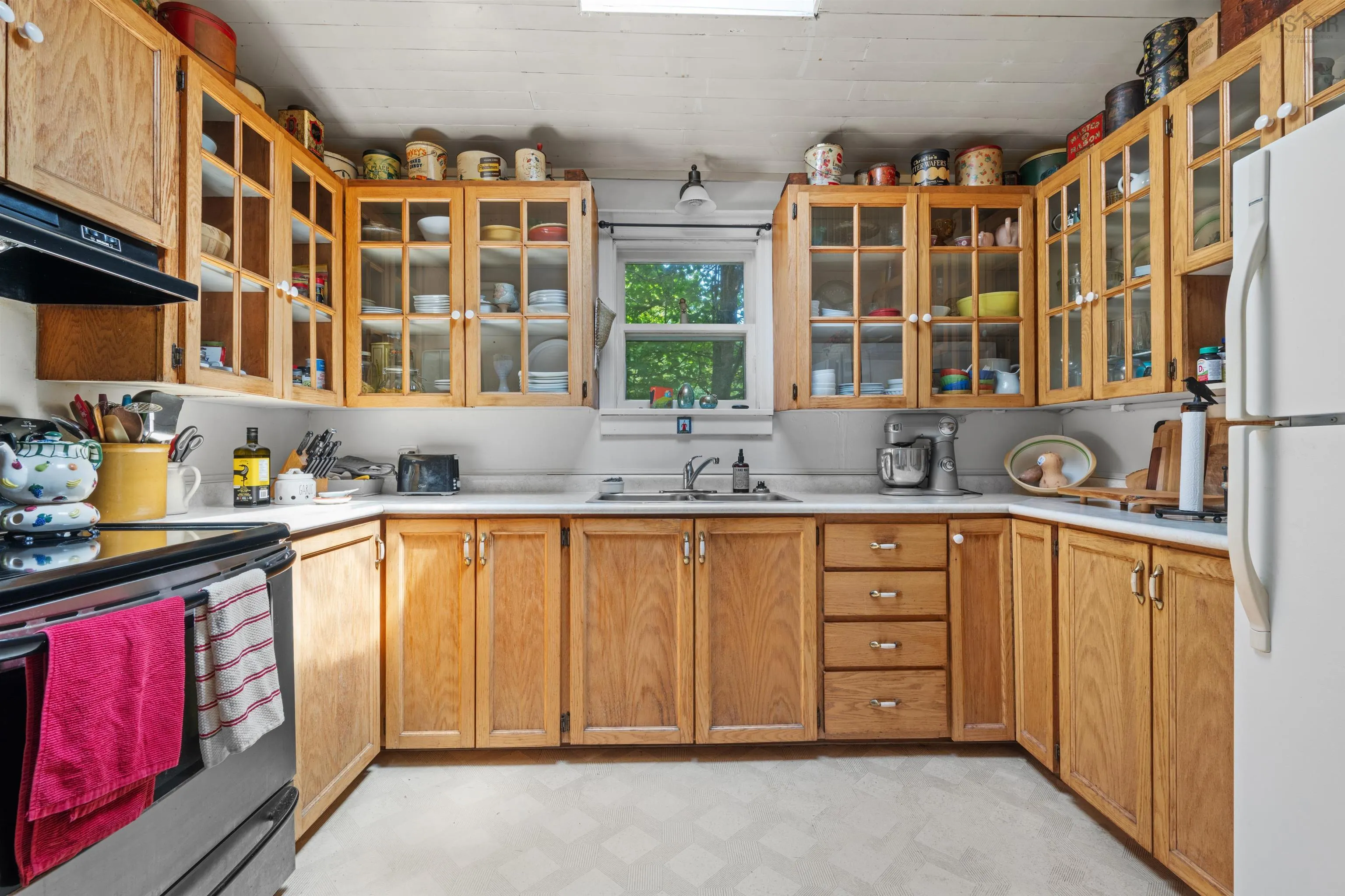 10293 Highway Highway E, Oyster Pond, NS B0J 1P0, 2 Bedrooms Bedrooms, ,1 BathroomBathrooms,Residential,For Sale,Highway 7,202520567