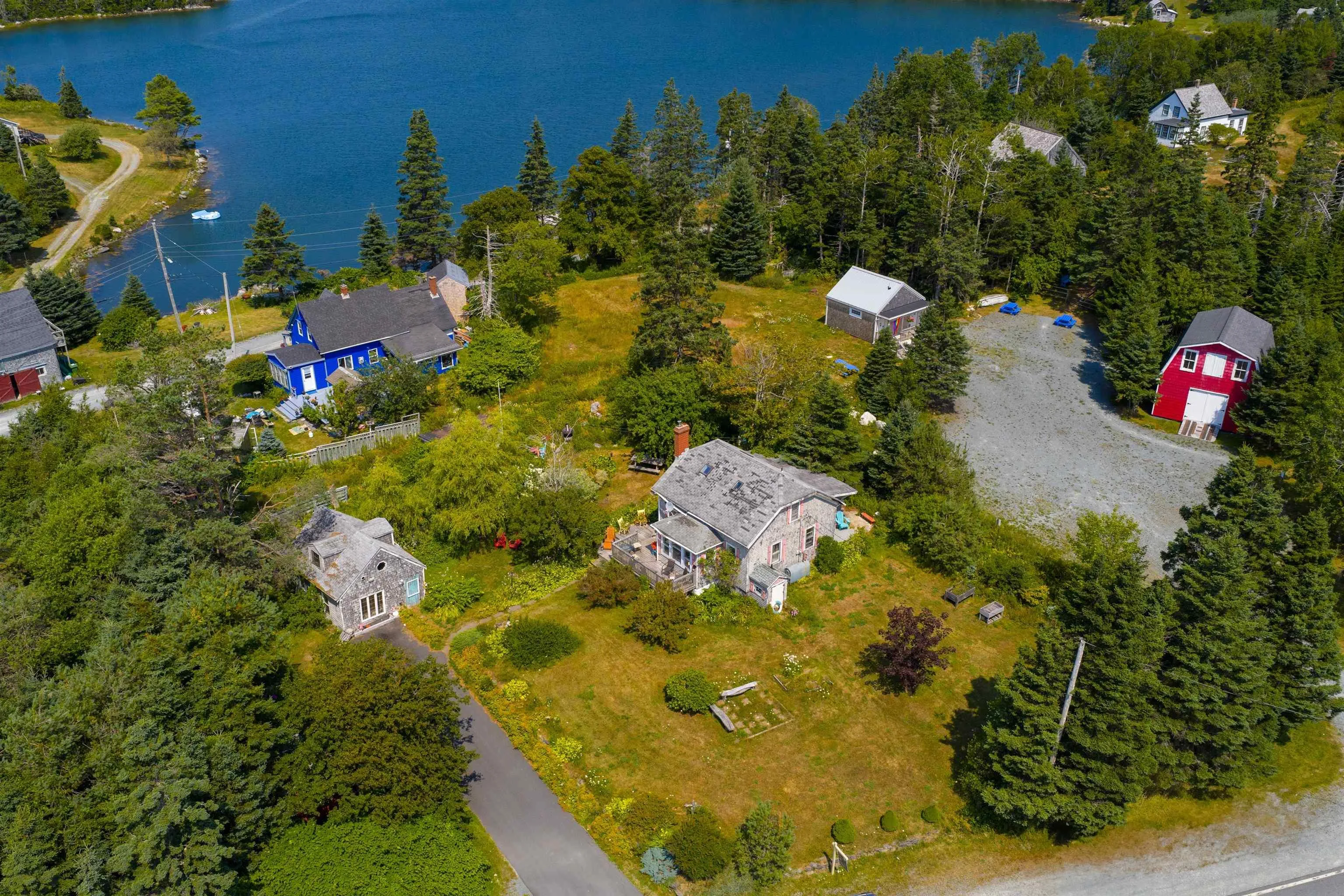 10293 Highway Highway E, Oyster Pond, NS B0J 1P0, 2 Bedrooms Bedrooms, ,1 BathroomBathrooms,Residential,For Sale,Highway 7,202520567