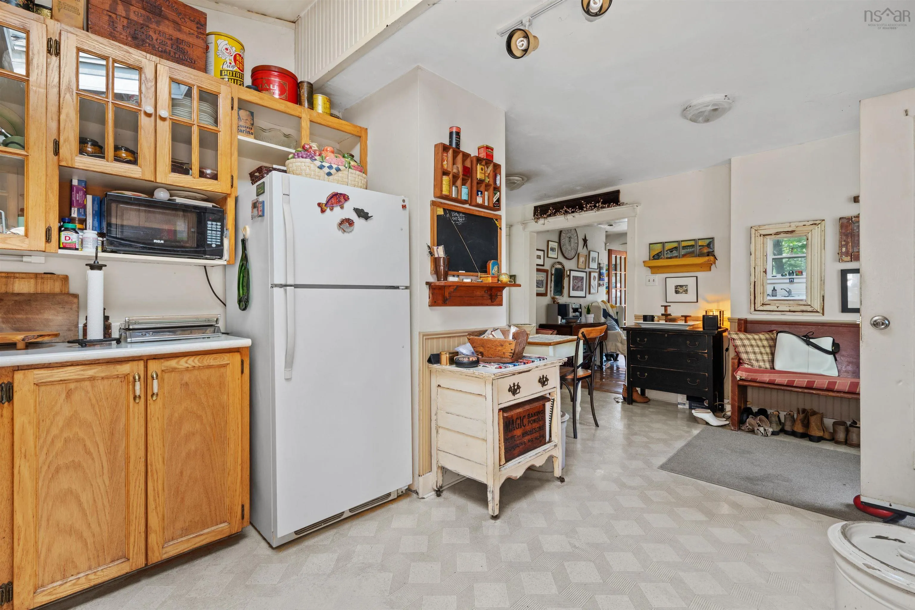 10293 Highway Highway E, Oyster Pond, NS B0J 1P0, 2 Bedrooms Bedrooms, ,1 BathroomBathrooms,Residential,For Sale,Highway 7,202520567